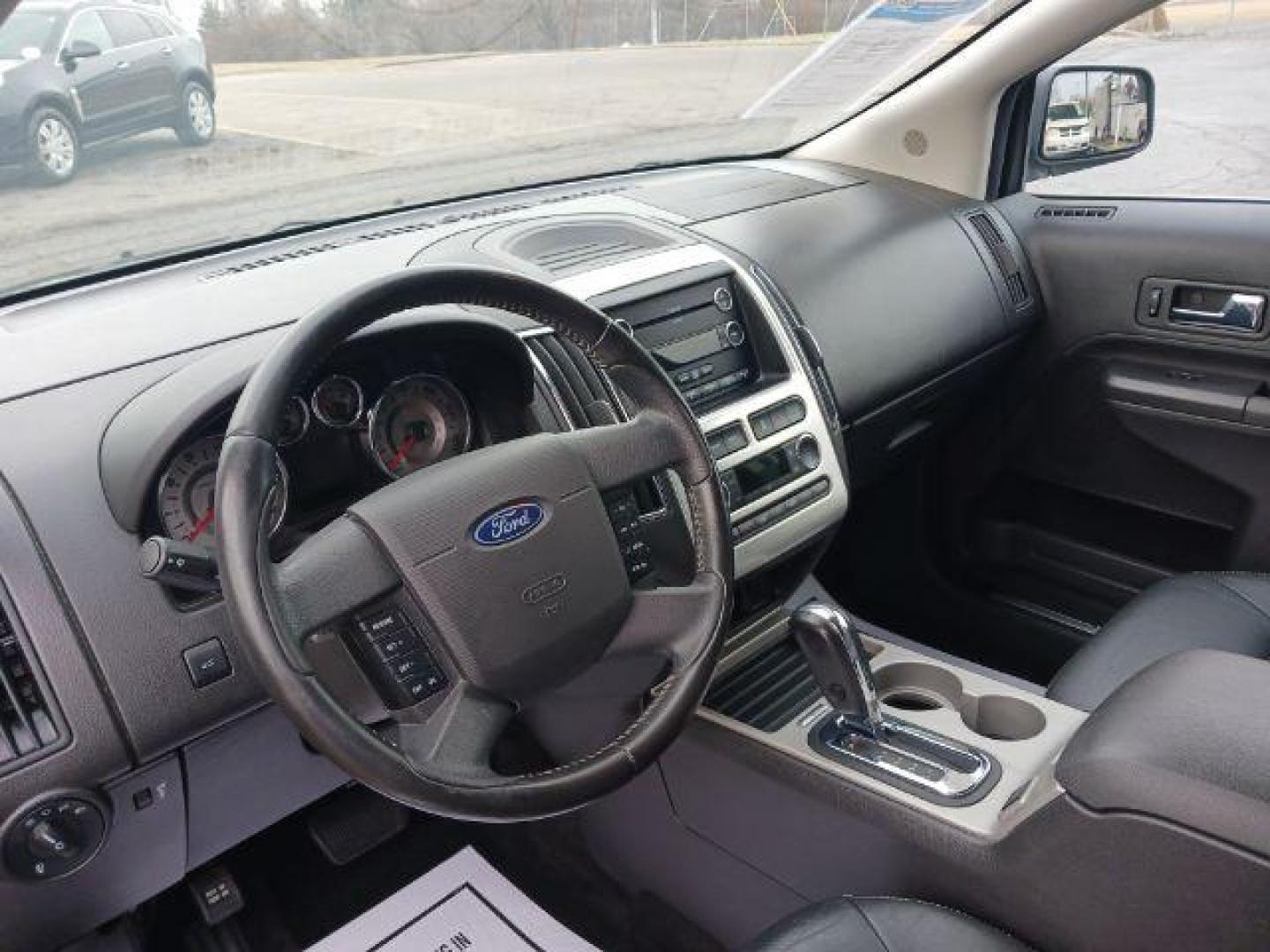 2009 Sterling Grey Metallic Ford Edge Limited FWD (2FMDK39C79B) with an 3.5L V6 DOHC 24V engine, 6-Speed Automatic transmission, located at 880 E. National Road, Vandalia, OH, 45377, (937) 908-9800, 39.892189, -84.181015 - Photo#6