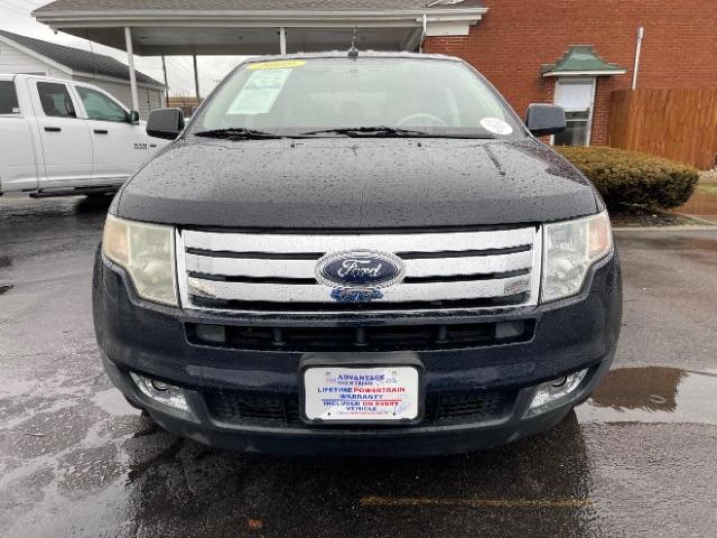 2009 Black Ford Edge SEL FWD (2FMDK38C29B) with an 3.5L V6 DOHC 24V engine, 6-Speed Automatic transmission, located at 1230 East Main St, Xenia, OH, 45385, (937) 908-9800, 39.687321, -83.910294 - Photo#5