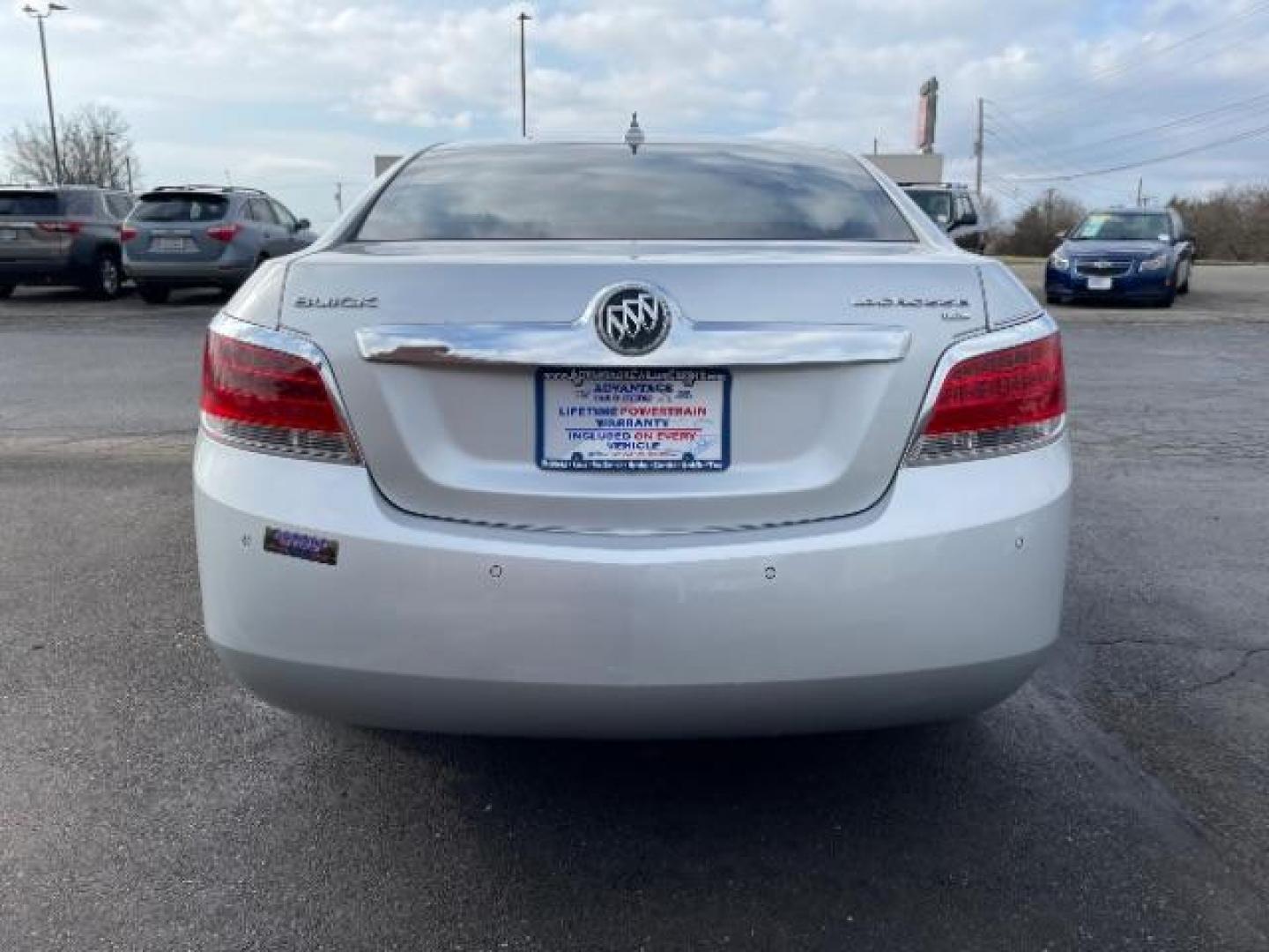 2010 Quicksilver Metallic Buick LaCrosse CXL FWD (1G4GC5EG9AF) with an 3.0L V6 DOHC 24V engine, 6-Speed Automatic transmission, located at 880 E. National Road, Vandalia, OH, 45377, (937) 908-9800, 39.892189, -84.181015 - Photo#3