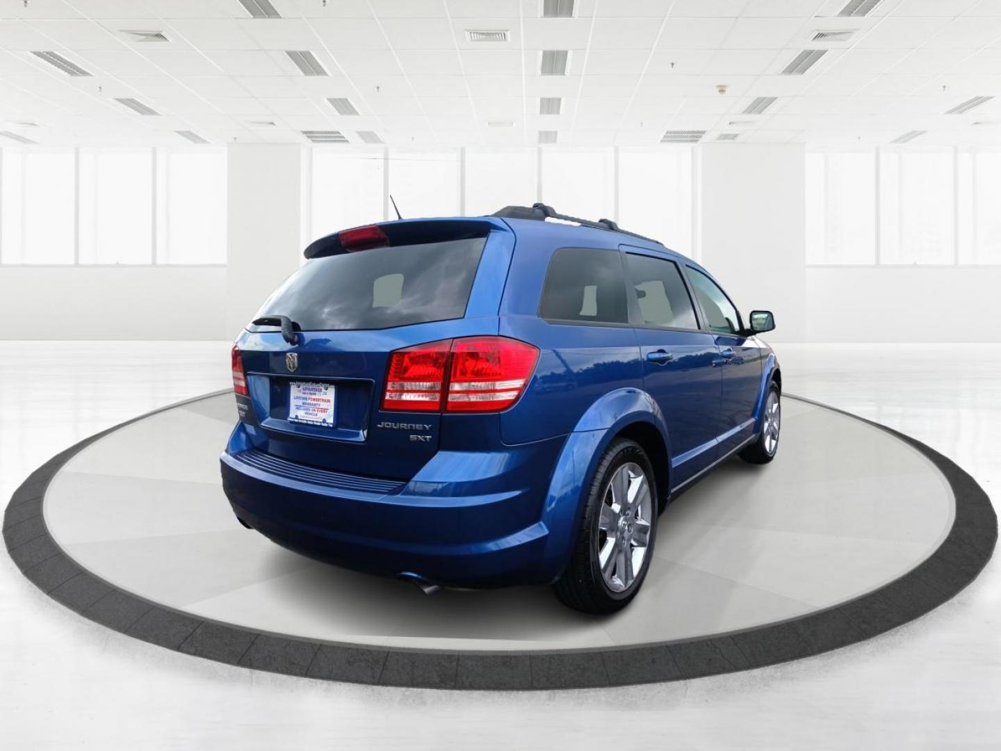 2010 Deep Water Blue Dodge Journey (3D4PH5FVXAT) with an 3.5L V6 SOHC 24V engine, 6-Speed Automatic transmission, located at 1951 S Dayton Lakeview Rd., New Carlisle, OH, 45344, (937) 908-9800, 39.890999, -84.050255 - Photo#2