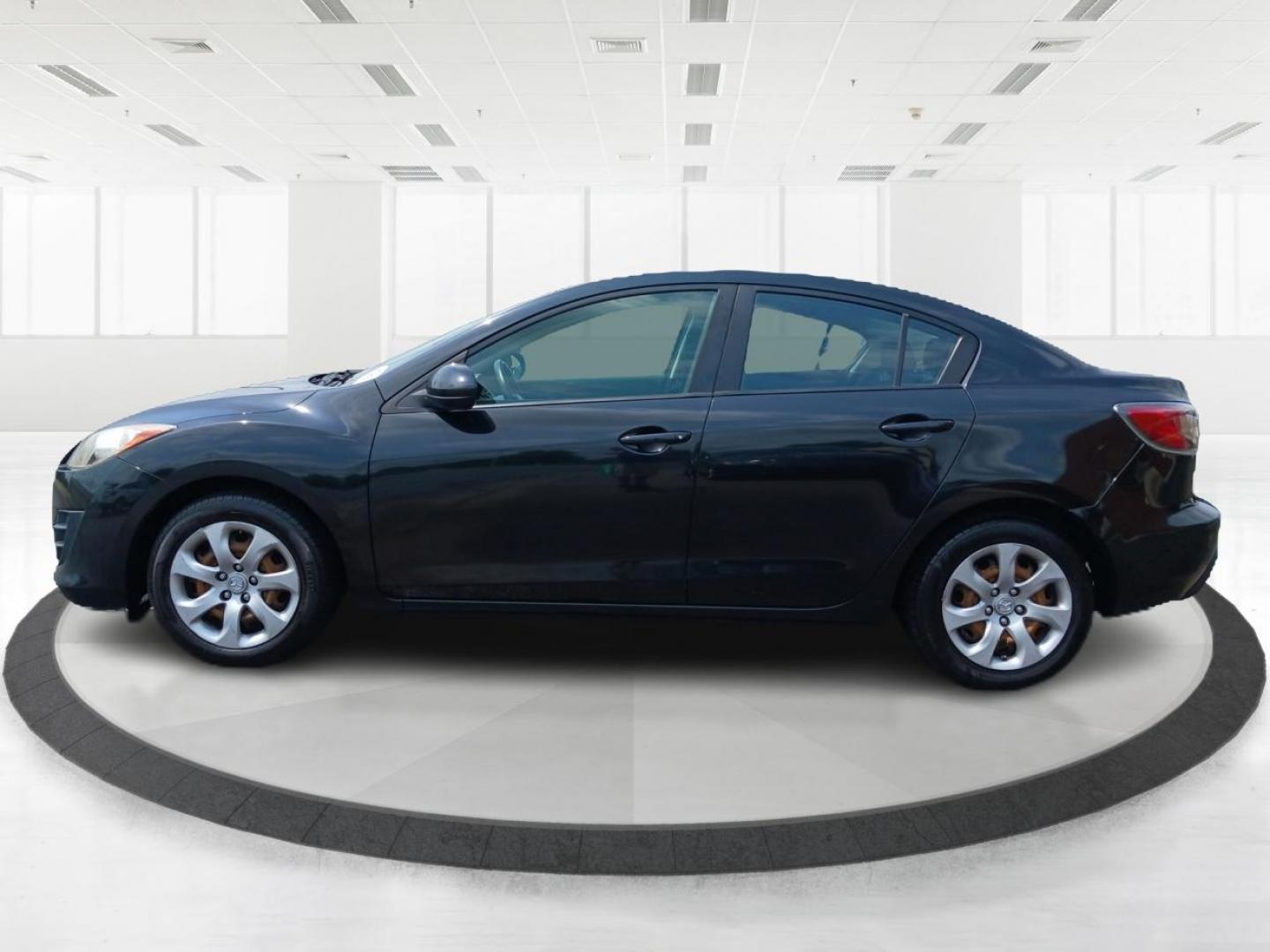 2010 Black Mica Mazda MAZDA3 (JM1BL1SG9A1) with an 2.0L L4 DOHC 16V engine, located at 1951 S Dayton Lakeview Rd., New Carlisle, OH, 45344, (937) 908-9800, 39.890999, -84.050255 - Photo#5