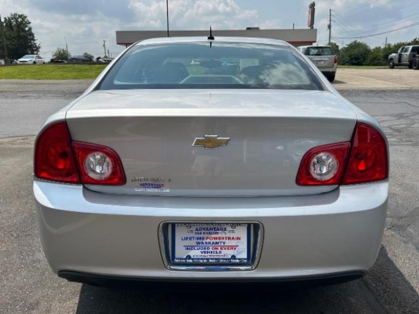 2011 Silver Ice Metallic Chevrolet Malibu 1LT (1G1ZC5E14BF) with an 2.4L L4 DOHC 16V engine, 6-Speed Automatic transmission, located at 401 Woodman Dr, Riverside, OH, 45431, (937) 908-9800, 39.763779, -84.122063 - Photo#4