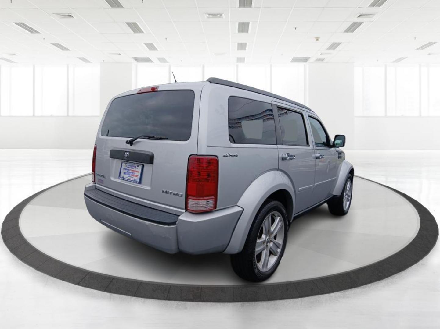 2011 Dodge Nitro Heat 4WD (1D4PU4GK9BW) with an 3.7L V6 SOHC 12V engine, 4-Speed Automatic transmission, located at 1184 Kauffman Ave, Fairborn, OH, 45324, (937) 908-9800, 39.807072, -84.030914 - 2011 Dodge Nitro Heat 4WD - Photo#2