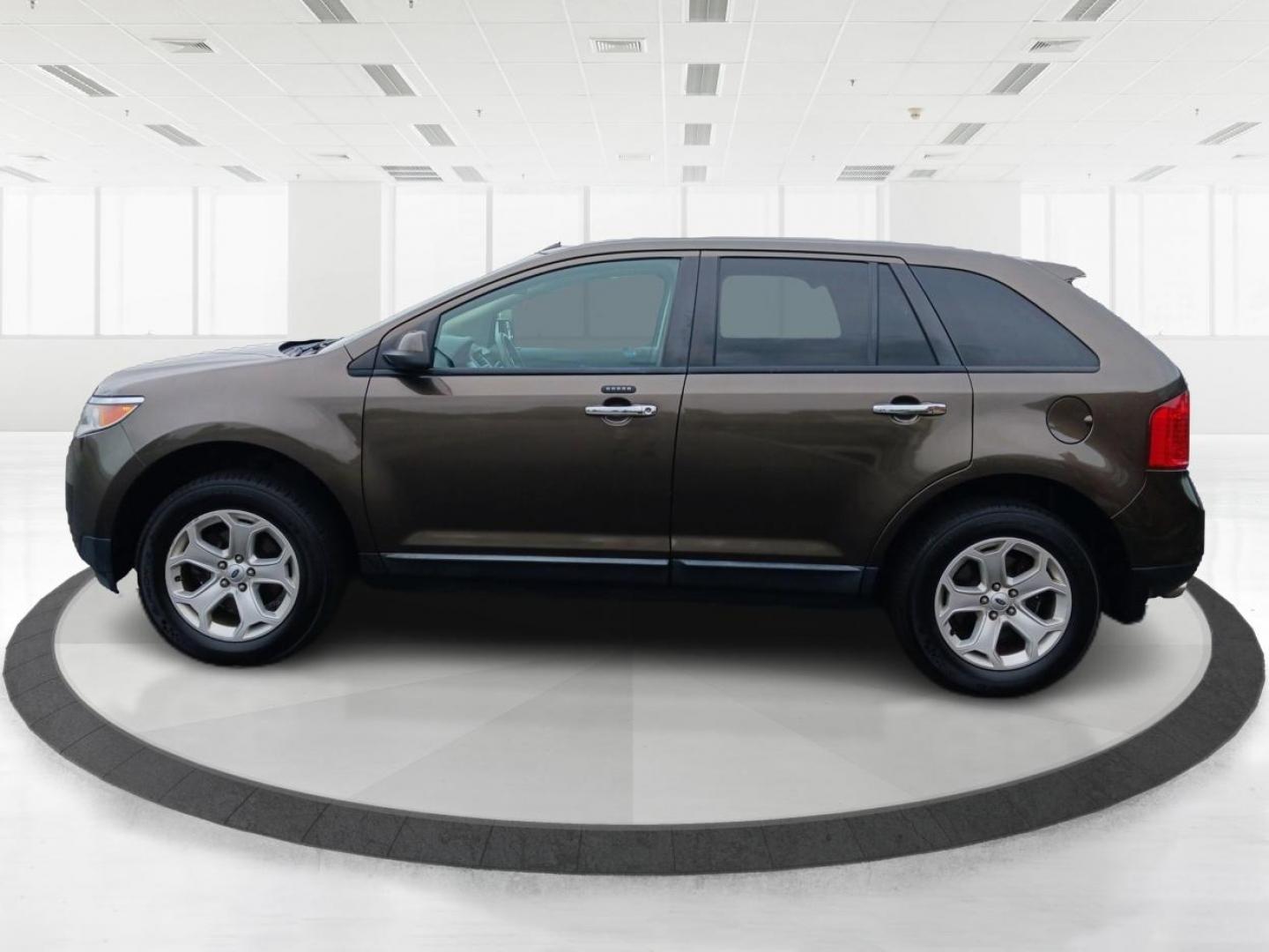 2011 Earth Metallic Ford Edge SEL AWD (2FMDK4JC9BB) with an 3.5L V6 DOHC 24V engine, 6-Speed Automatic transmission, located at 1951 S Dayton Lakeview Rd., New Carlisle, OH, 45344, (937) 908-9800, 39.890999, -84.050255 - Photo#5