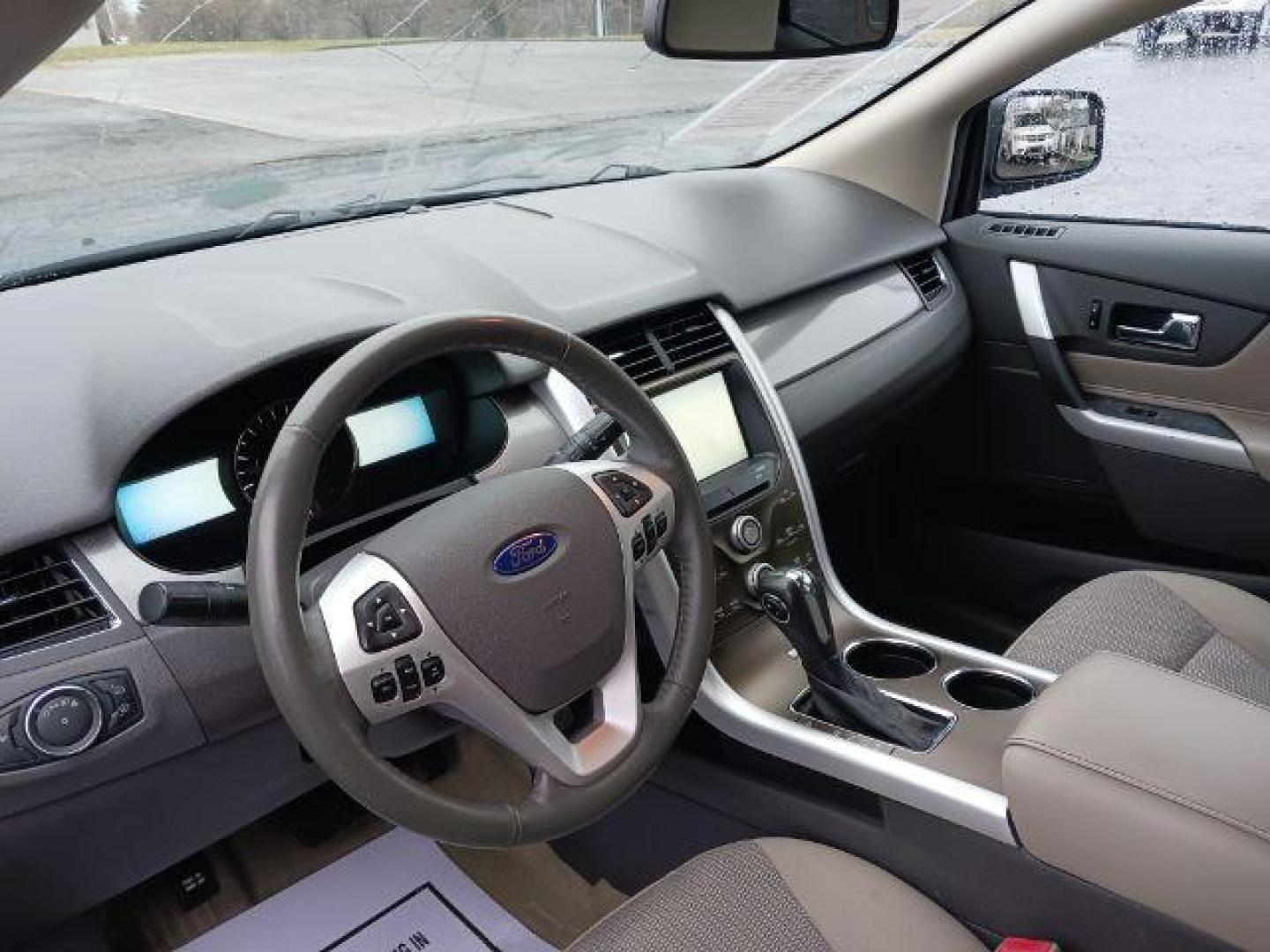 2011 Earth Metallic Ford Edge SEL AWD (2FMDK4JC7BB) with an 3.5L V6 DOHC 24V engine, 6-Speed Automatic transmission, located at 1184 Kauffman Ave, Fairborn, OH, 45324, (937) 908-9800, 39.807365, -84.029114 - Photo#6