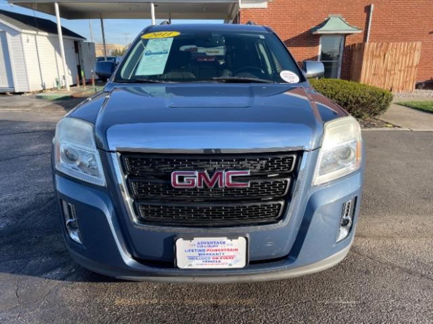 2011 Steel Blue Metallic /Jet Black Cloth Interior GMC Terrain SLE2 FWD (2CTALSEC6B6) with an 2.4L L4 DOHC 16V engine, 6-Speed Automatic transmission, located at 4508 South Dixie Dr, Moraine, OH, 45439, (937) 908-9800, 39.690136, -84.216438 - Photo#3