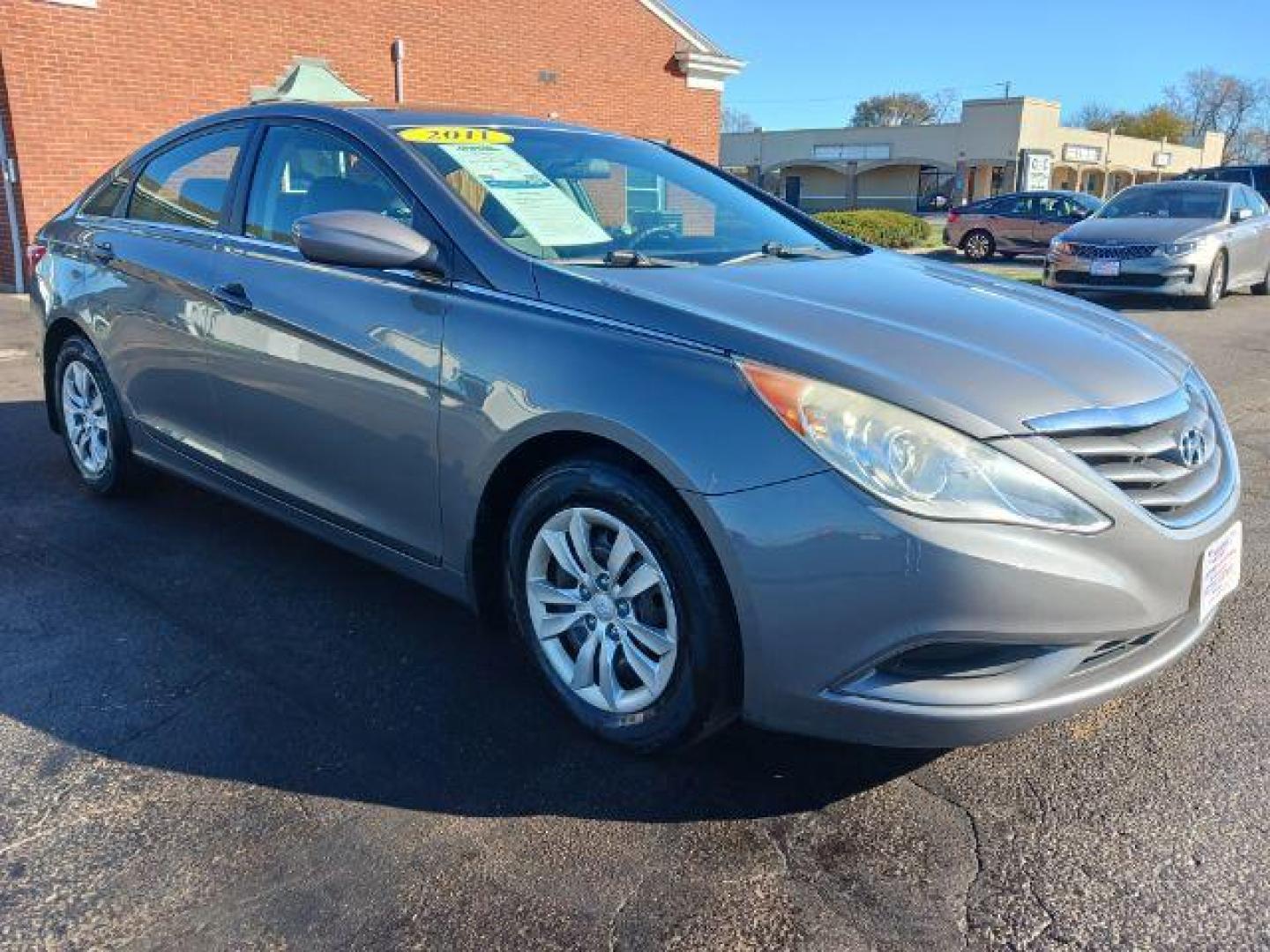 2011 Harbor Gray Metallic Hyundai Sonata GLS Auto (5NPEB4AC0BH) with an 2.4L L4 DOHC 16V engine, 6-Speed Automatic transmission, located at 1184 Kauffman Ave, Fairborn, OH, 45324, (937) 908-9800, 39.807365, -84.029114 - Photo#0