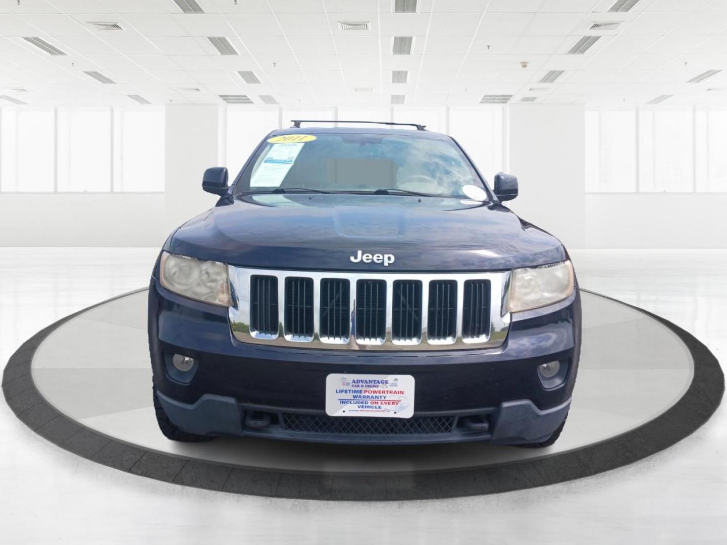 2011 Blue Jeep Grand Cherokee (1J4RR4GT1BC) with an 5.7L V8 OHV 16V engine, 5-Speed Automatic transmission, located at 1951 S Dayton Lakeview Rd., New Carlisle, OH, 45344, (937) 908-9800, 39.890999, -84.050255 - Photo#6