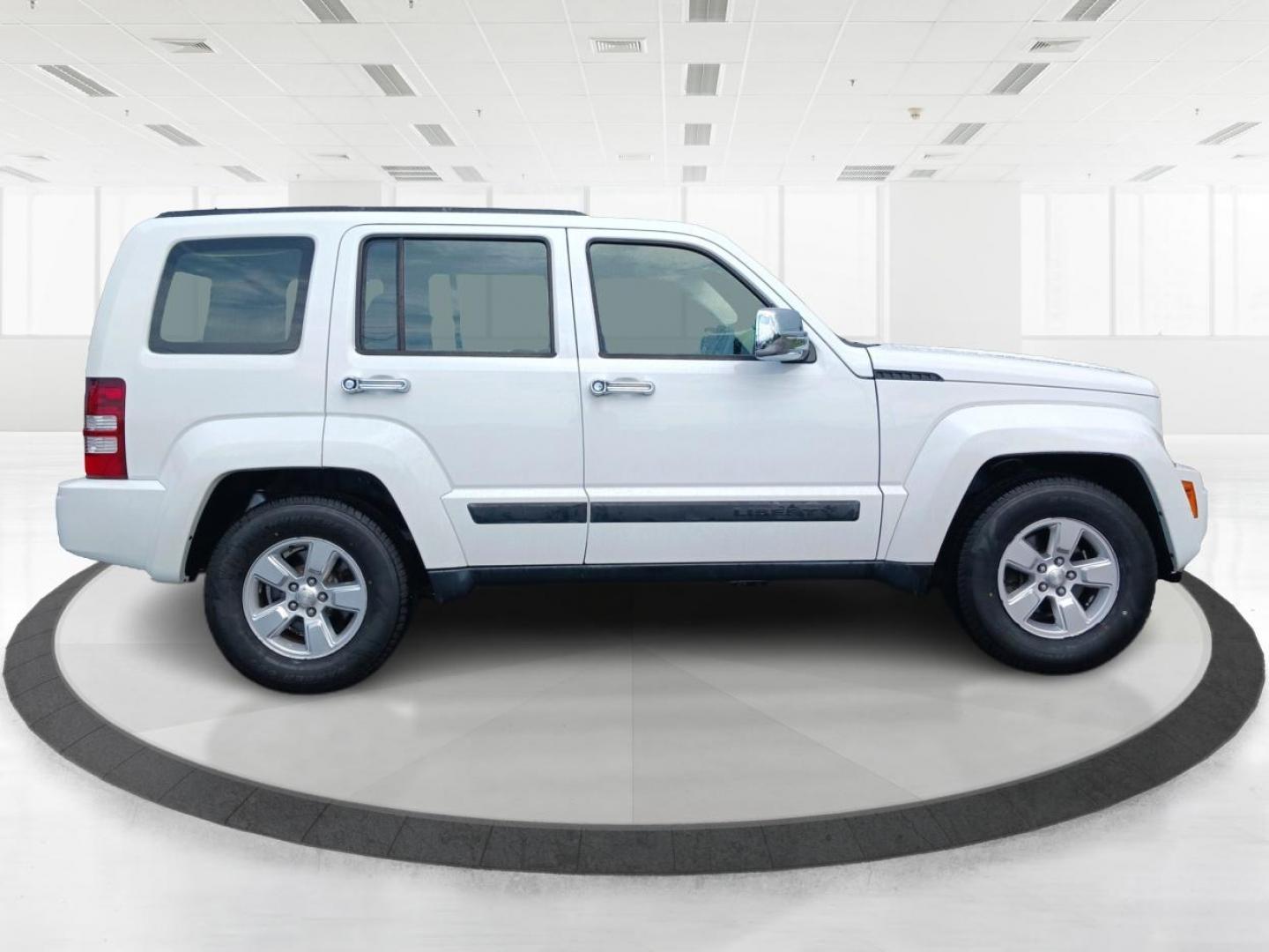 2011 Bright White Jeep Liberty (1J4PN2GK0BW) with an 3.7L V6 SOHC 12V engine, 4-Speed Automatic transmission, located at 880 E. National Road, Vandalia, OH, 45377, (937) 908-9800, 39.892189, -84.181015 - Photo#1