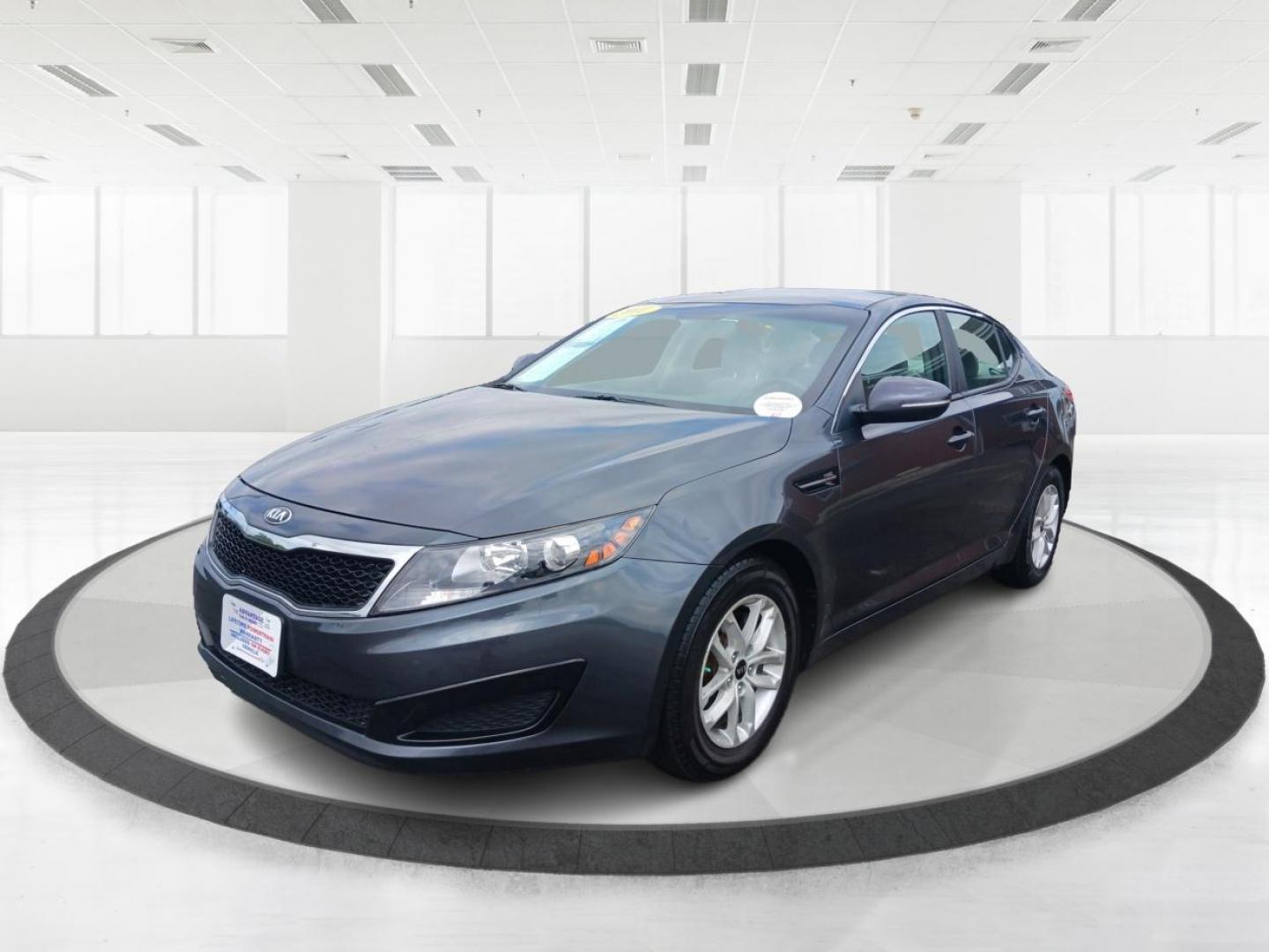 2011 Satin Metal Kia Optima LX AT (KNAGM4A7XB5) with an 2.4L L4 DOHC 16V engine, 6-Speed Automatic transmission, located at 1184 Kauffman Ave, Fairborn, OH, 45324, (937) 908-9800, 39.807365, -84.029114 - Photo#7