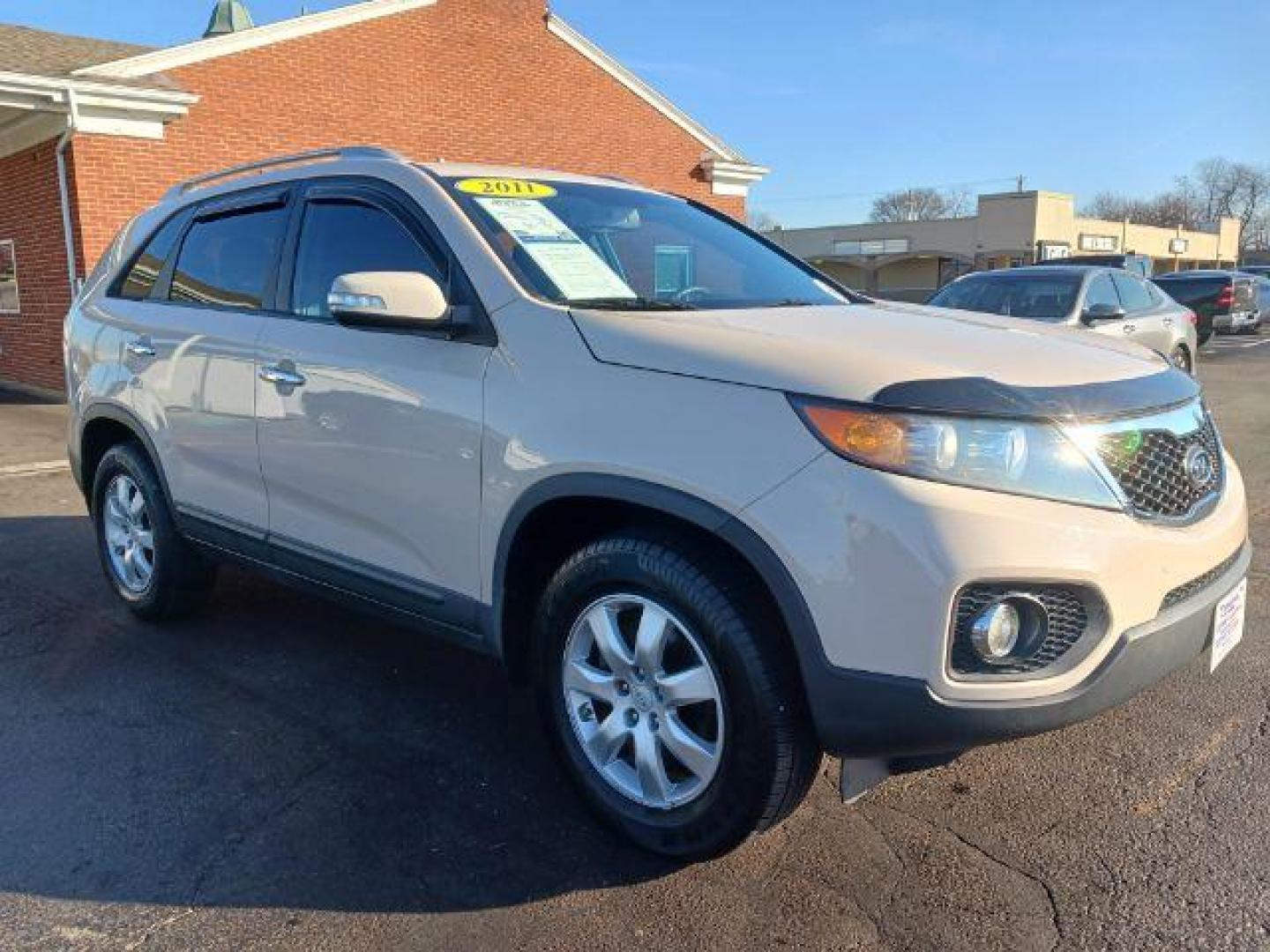 2011 White Sand Beige Kia Sorento LX 2WD (5XYKT4A17BG) with an 2.4L L4 DOHC 16V engine, 6-Speed Automatic transmission, located at 1099 N County Rd 25A, OH, 45373, (937) 908-9800, 40.057079, -84.212883 - Photo#0