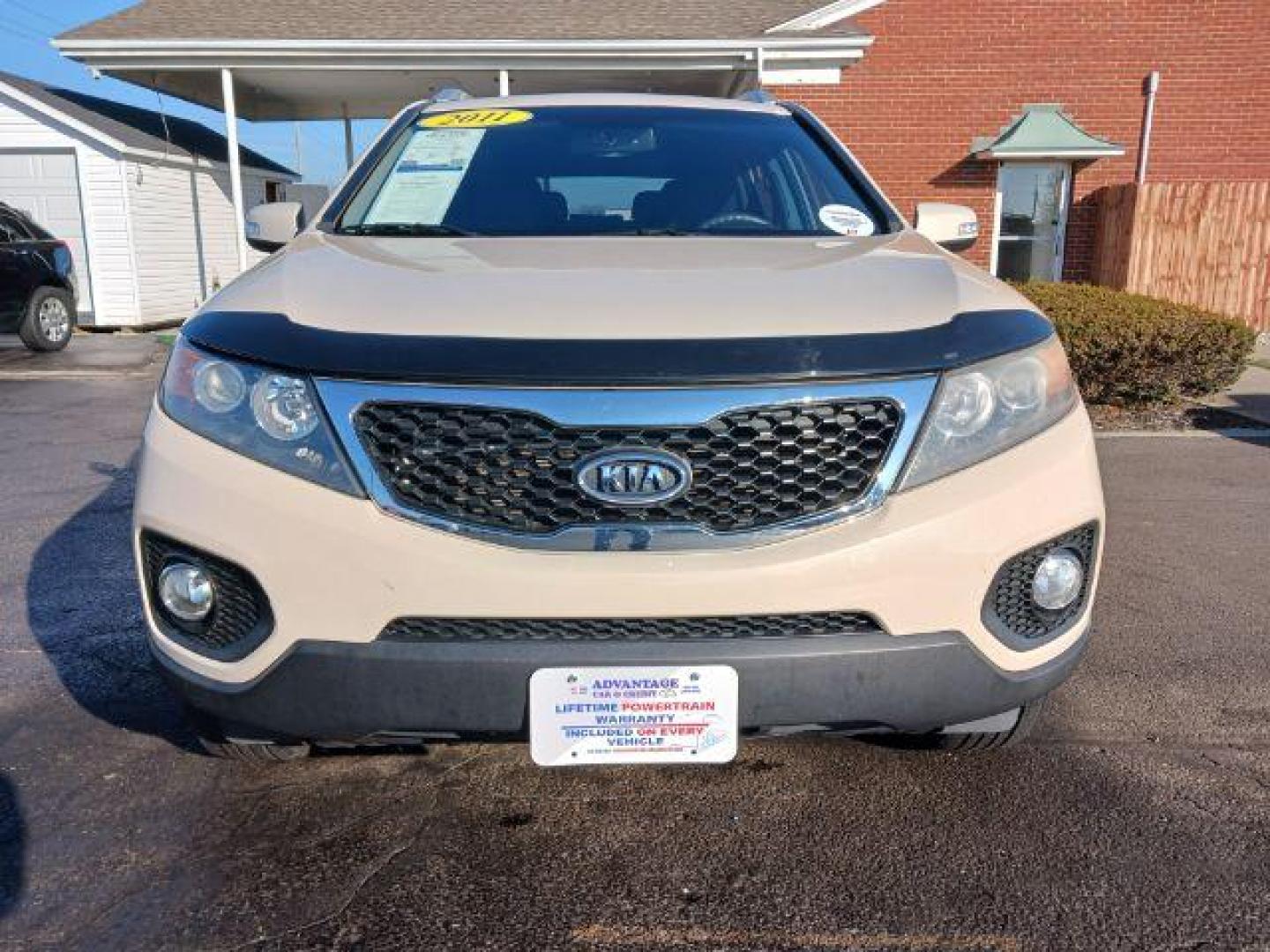 2011 White Sand Beige Kia Sorento LX 2WD (5XYKT4A17BG) with an 2.4L L4 DOHC 16V engine, 6-Speed Automatic transmission, located at 1099 N County Rd 25A, OH, 45373, (937) 908-9800, 40.057079, -84.212883 - Photo#1