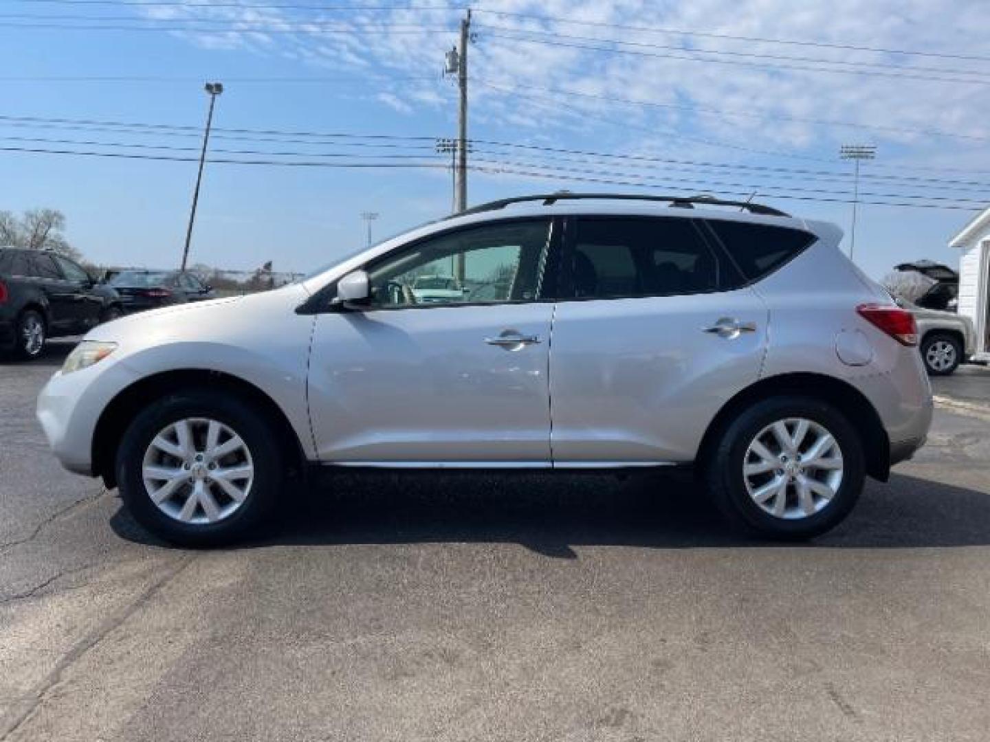 2011 Brilliant Silver Metallic Nissan Murano SL AWD (JN8AZ1MW1BW) with an 3.5L V6 DOHC 24V engine, Continuously Variable Transmission transmission, located at 401 Woodman Dr, Riverside, OH, 45431, (937) 908-9800, 39.763779, -84.122063 - Photo#2