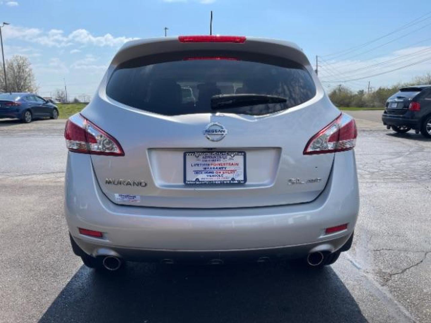 2011 Brilliant Silver Metallic Nissan Murano SL AWD (JN8AZ1MW1BW) with an 3.5L V6 DOHC 24V engine, Continuously Variable Transmission transmission, located at 401 Woodman Dr, Riverside, OH, 45431, (937) 908-9800, 39.763779, -84.122063 - Photo#5