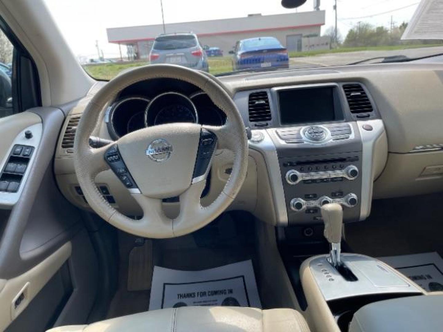 2011 Brilliant Silver Metallic Nissan Murano SL AWD (JN8AZ1MW1BW) with an 3.5L V6 DOHC 24V engine, Continuously Variable Transmission transmission, located at 401 Woodman Dr, Riverside, OH, 45431, (937) 908-9800, 39.763779, -84.122063 - Photo#7