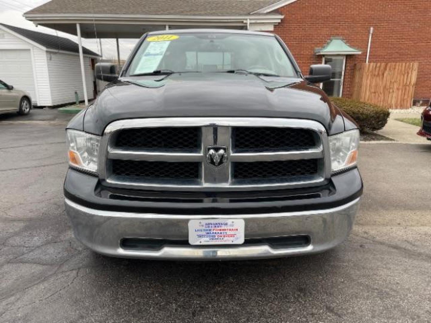 2011 Brilliant Black Crystal Pearl RAM 1500 ST Quad Cab 4WD (1D7RV1GT0BS) with an 5.7L V8 OHV 16V engine, 5-Speed Automatic transmission, located at 1230 East Main St, Xenia, OH, 45385, (937) 908-9800, 39.687321, -83.910294 - Photo#5