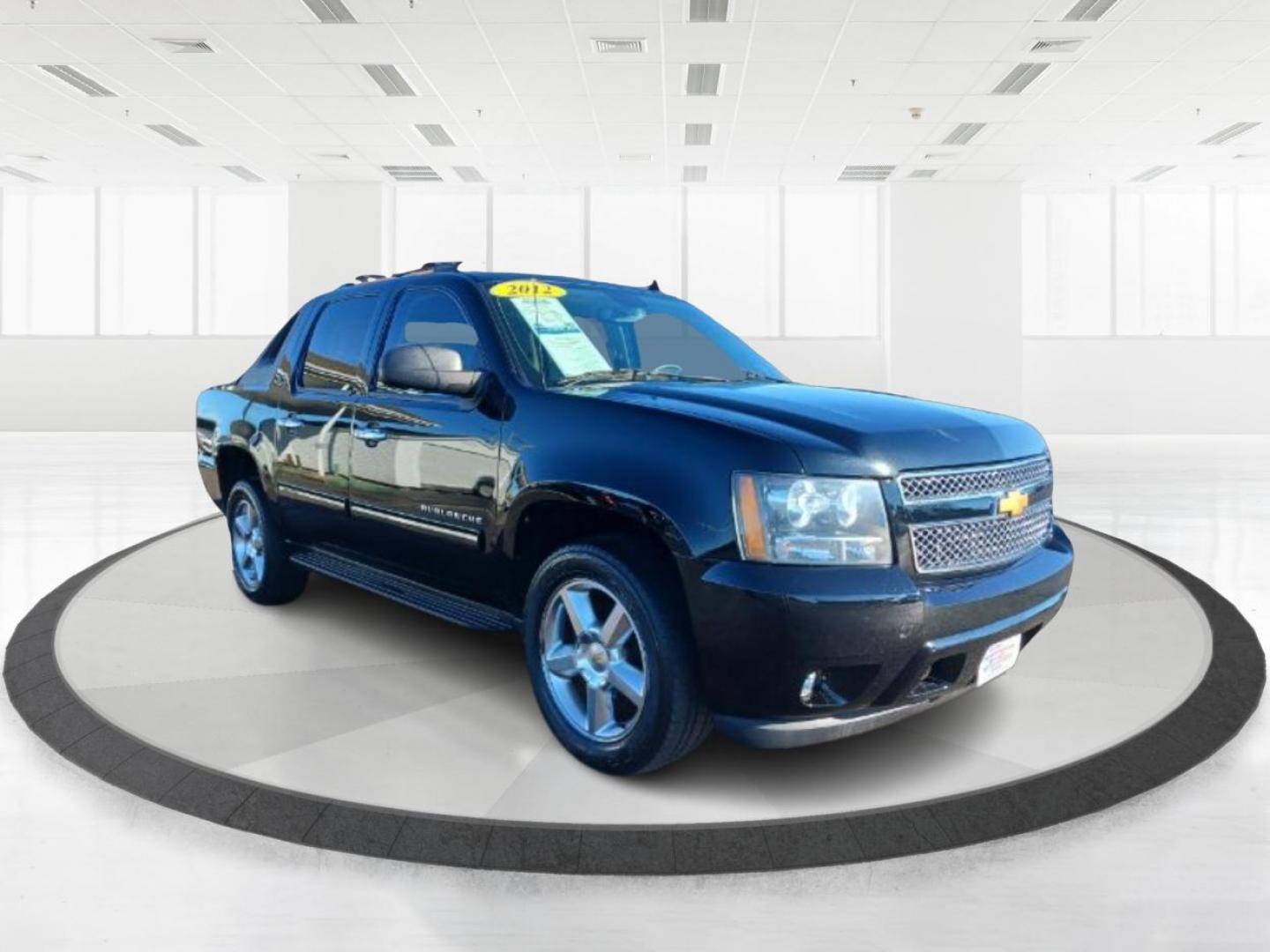 2012 Chevrolet Avalanche LT 4WD (3GNTKFE72CG) with an 5.3L V8 OHV 16V FFV engine, 4-Speed Automatic transmission, located at 1951 S Dayton Lakeview Rd., New Carlisle, OH, 45344, (937) 908-9800, 39.890999, -84.050255 - 2012 Chevrolet Avalanche LT 4WD - Photo#0