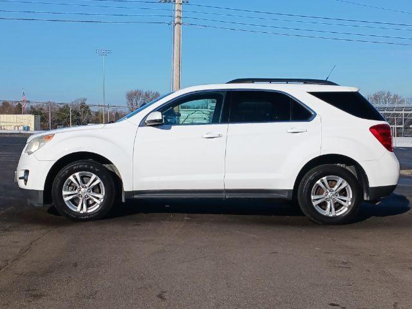 2012 Summit White Chevrolet Equinox 2LT AWD (2GNFLNEK7C6) with an 2.4L L4 DOHC 16V engine, 6-Speed Automatic transmission, located at 880 E. National Road, Vandalia, OH, 45377, (937) 908-9800, 39.892189, -84.181015 - Photo#3