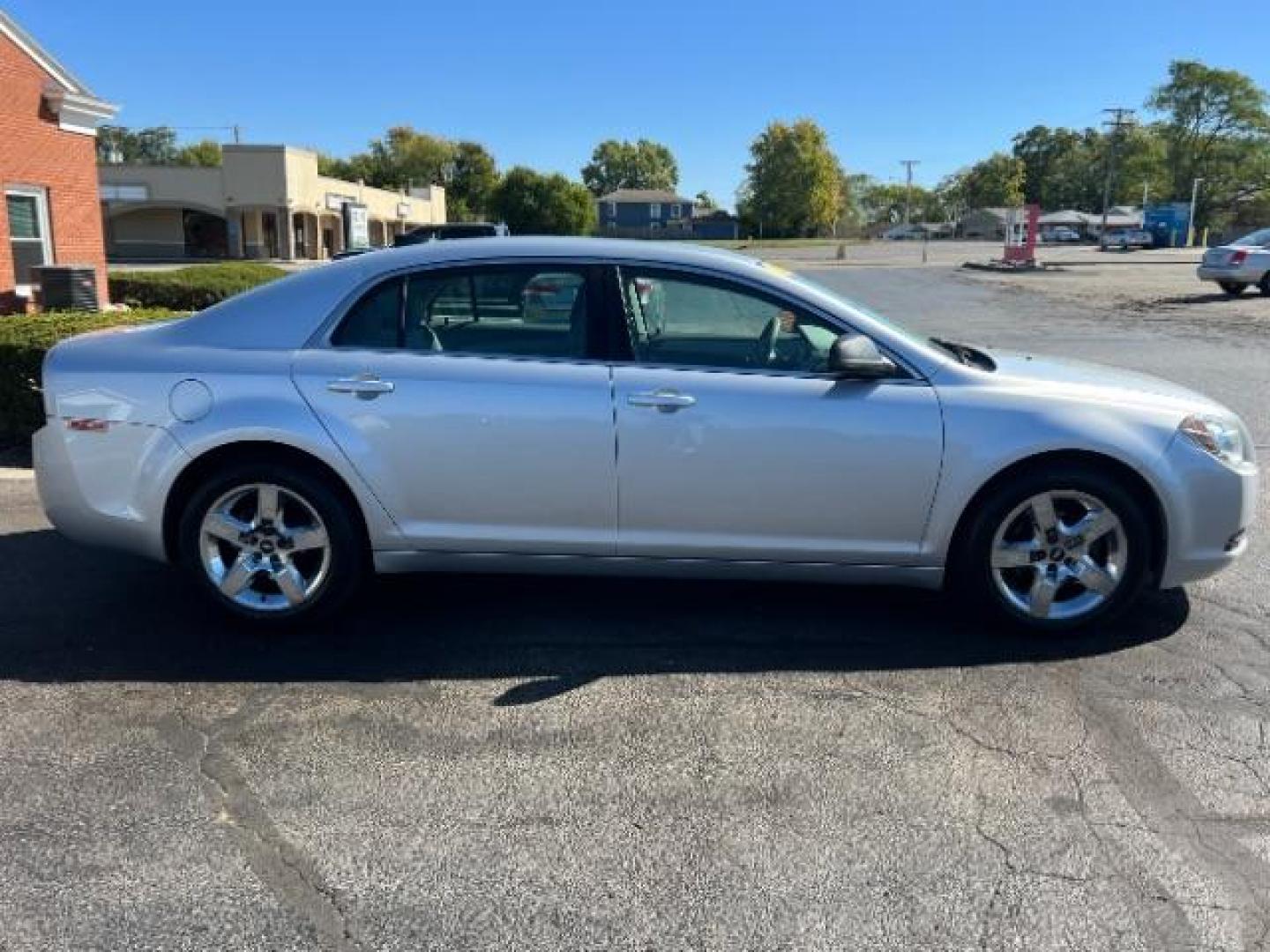 2012 Silver Ice Metallic Chevrolet Malibu LS (1G1ZB5E06CF) with an 2.4L L4 DOHC 16V engine, 6-Speed Automatic transmission, located at 1099 N County Rd 25A, OH, 45373, (937) 908-9800, 40.057079, -84.212883 - Photo#5