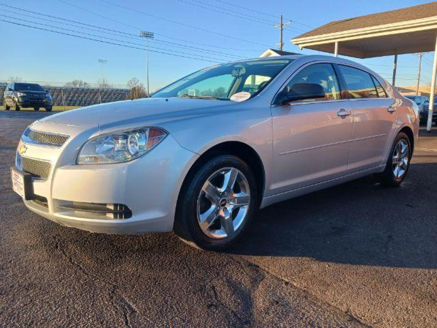 2012 Silver Chevrolet Malibu Fleet (1G1ZA5EU1CF) with an 2.4L L4 DOHC 16V FFV engine, 6-Speed Automatic transmission, located at 1230 East Main St, Xenia, OH, 45385, (937) 908-9800, 39.687321, -83.910294 - Photo#2