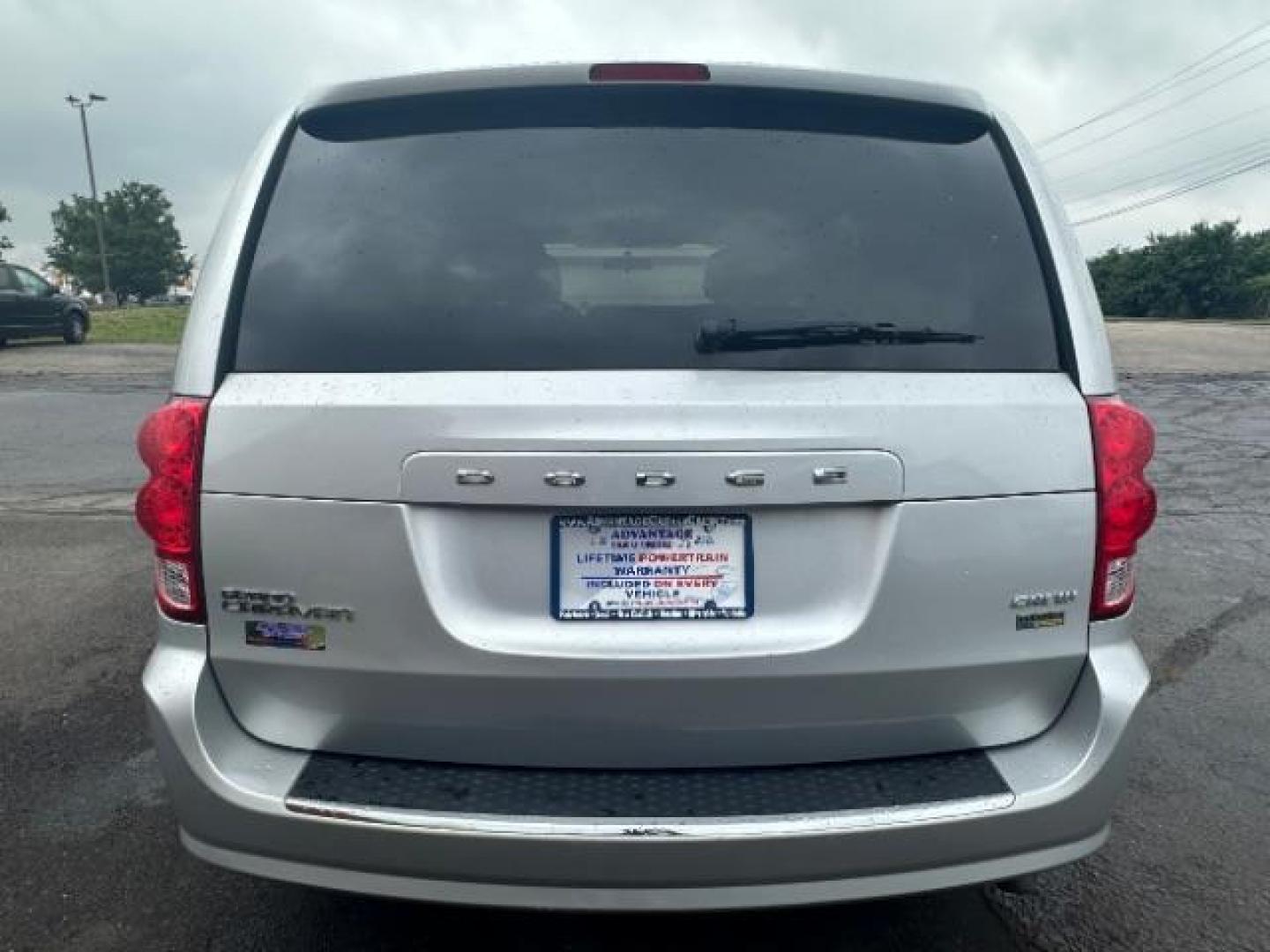 2012 Bright Silver Metallic Dodge Grand Caravan Crew (2C4RDGDGXCR) with an 3.6L V6 DOHC 24V engine, 6-Speed Automatic transmission, located at 880 E. National Road, Vandalia, OH, 45377, (937) 908-9800, 39.892189, -84.181015 - Photo#4