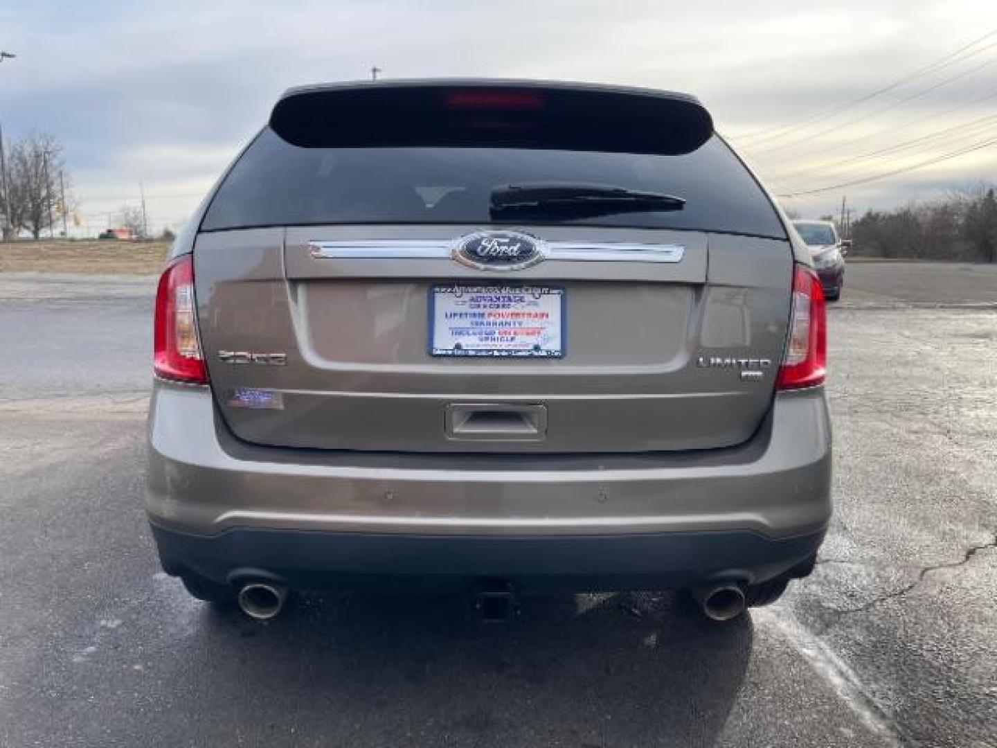 2012 Mineral Gray Metallic Ford Edge Limited AWD (2FMDK4KC7CB) with an 3.5L V6 DOHC 24V engine, 6-Speed Automatic transmission, located at 1099 N County Rd 25A, OH, 45373, (937) 908-9800, 40.057079, -84.212883 - Photo#5