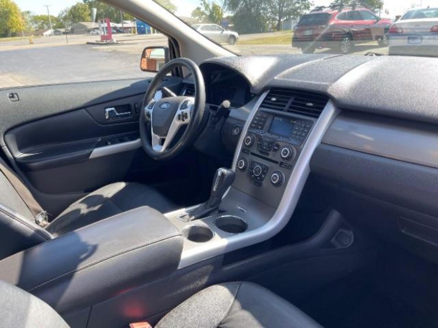 2012 Ginger Ale Metallic Ford Edge SEL FWD (2FMDK3JCXCB) with an 3.5L V6 DOHC 24V engine, 6-Speed Automatic transmission, located at 4508 South Dixie Dr, Moraine, OH, 45439, (937) 908-9800, 39.690136, -84.216438 - Photo#8