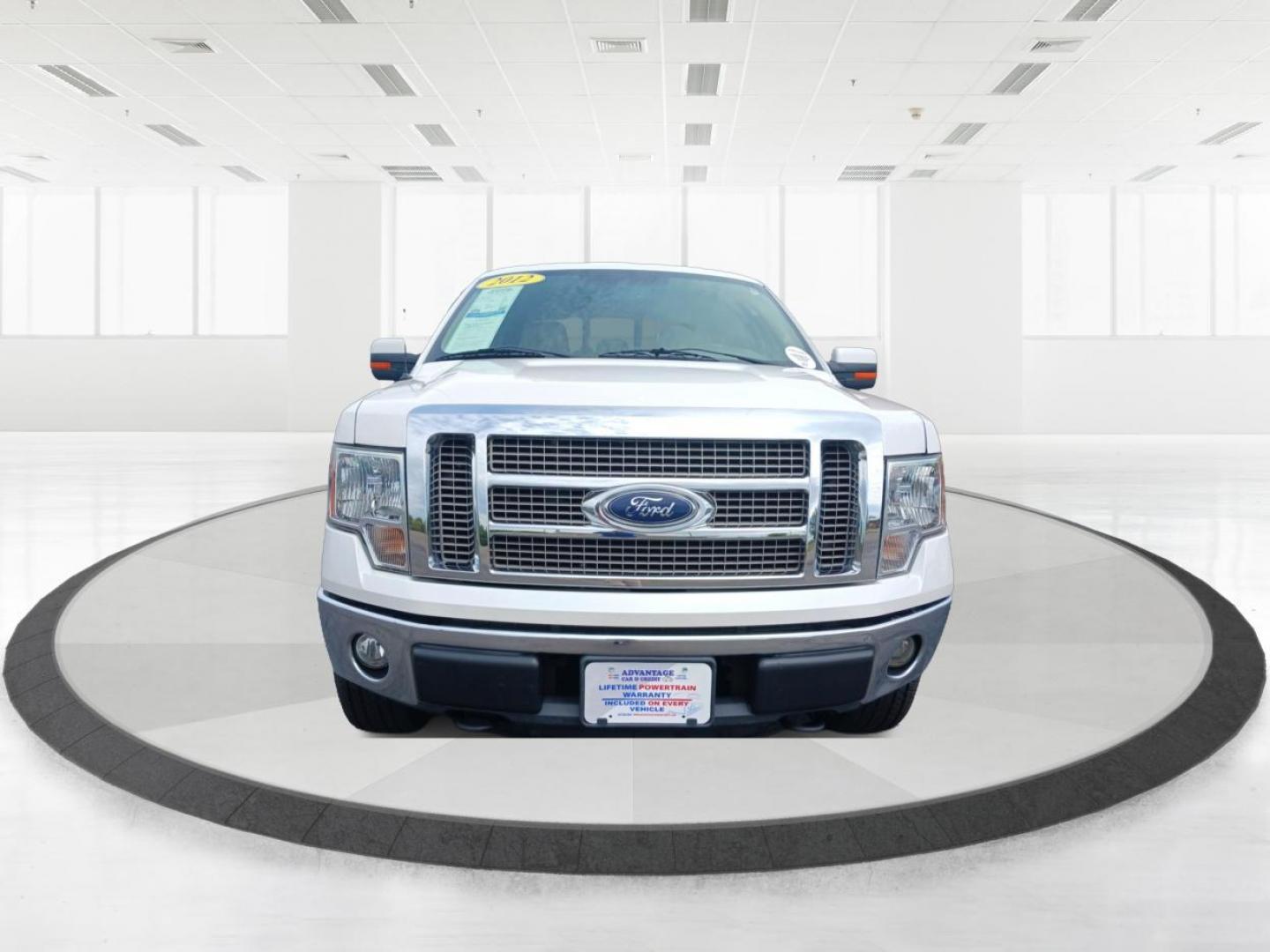 2012 White Platinum Metallic Tricoat Ford F-150 Lariat SuperCrew 5.5-ft. Bed 4WD (1FTFW1EFXCF) with an 5.0L V8 engine, 6-Speed Automatic transmission, located at 4508 South Dixie Dr, Moraine, OH, 45439, (937) 908-9800, 39.690136, -84.216438 - Photo#6