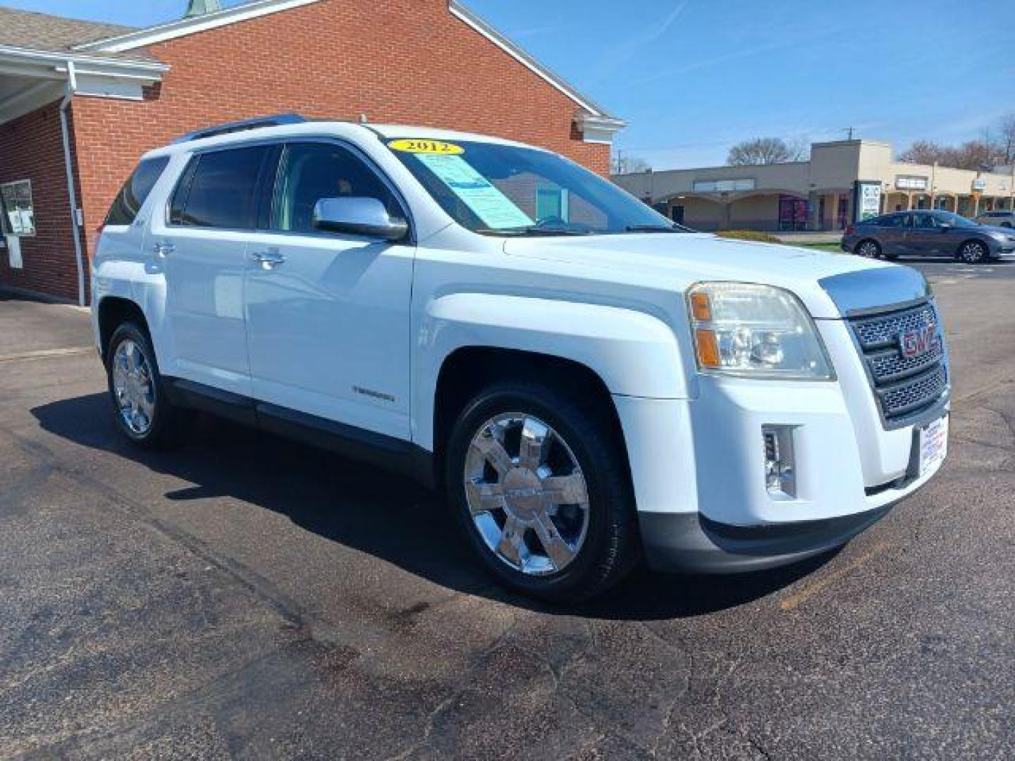 2012 Olympic White GMC Terrain SLT2 AWD (2GKFLXE5XC6) with an 3.0L V6 DOHC 24V engine, 6-Speed Automatic transmission, located at 401 Woodman Dr, Riverside, OH, 45431, (937) 908-9800, 39.763779, -84.122063 - Photo#0