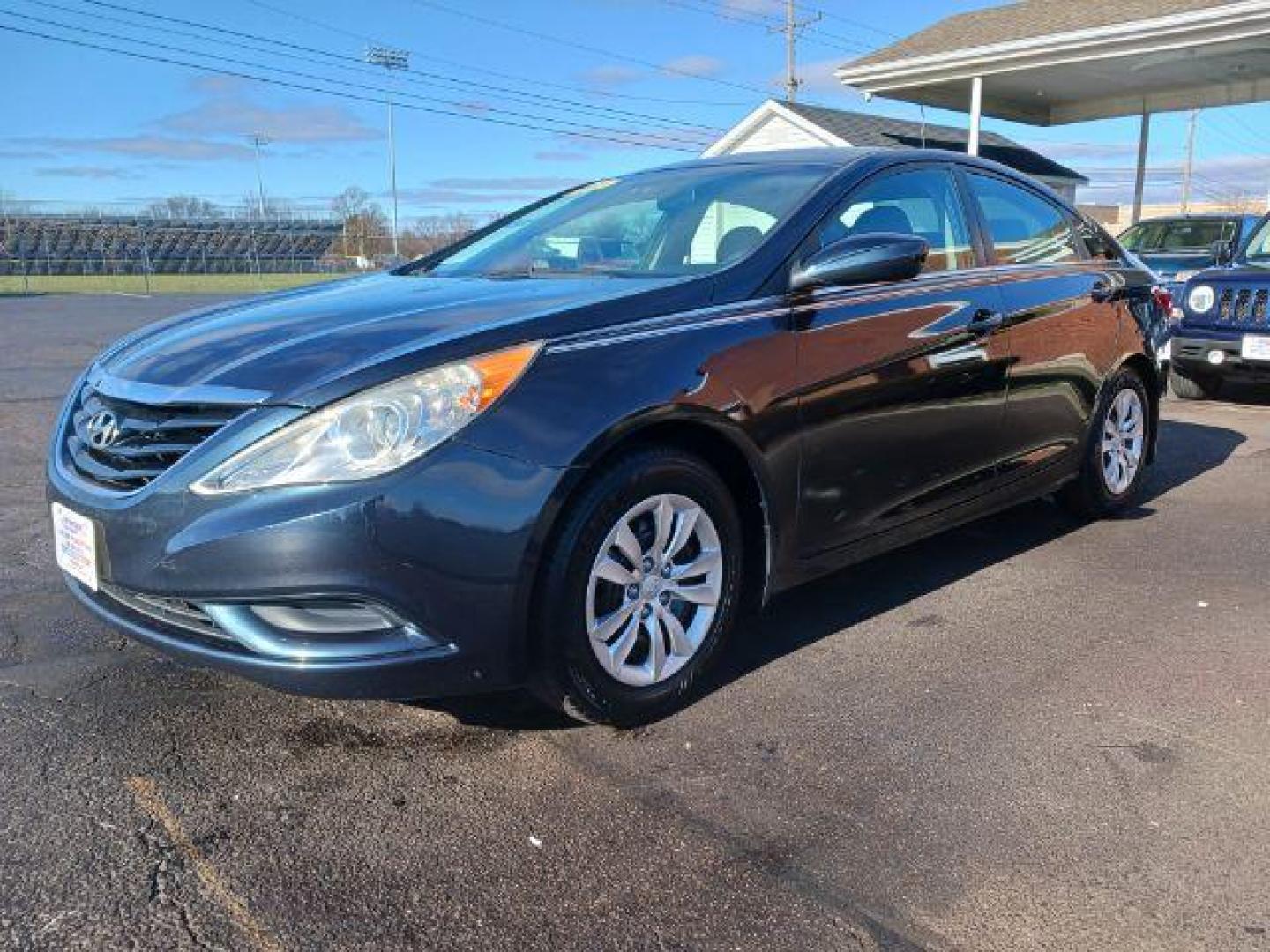 2012 Pacific Blue Pearl Hyundai Sonata GLS Auto (5NPEB4AC6CH) with an 2.4L L4 DOHC 16V engine, 6-Speed Automatic transmission, located at 1099 N County Rd 25A, OH, 45373, (937) 908-9800, 40.057079, -84.212883 - Photo#2