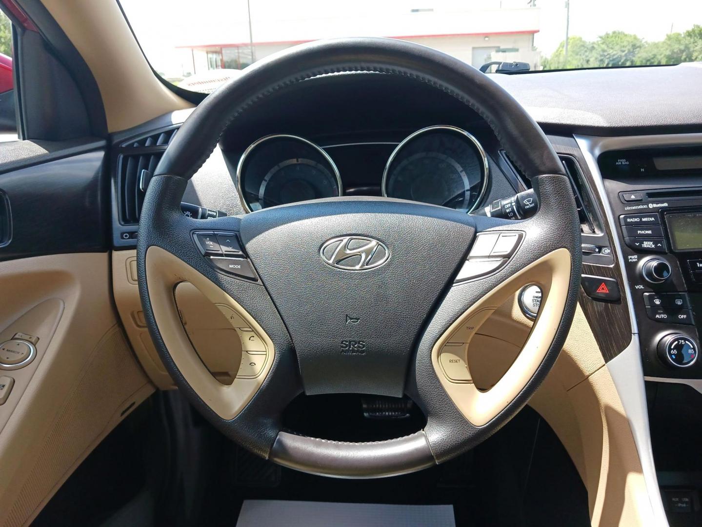 2012 Sparkling Ruby Hyundai Sonata Limited Auto (5NPEC4AC6CH) with an 2.4L L4 DOHC 16V engine, 6-Speed Automatic transmission, located at 4508 South Dixie Dr, Moraine, OH, 45439, (937) 908-9800, 39.690136, -84.216438 - Photo#15