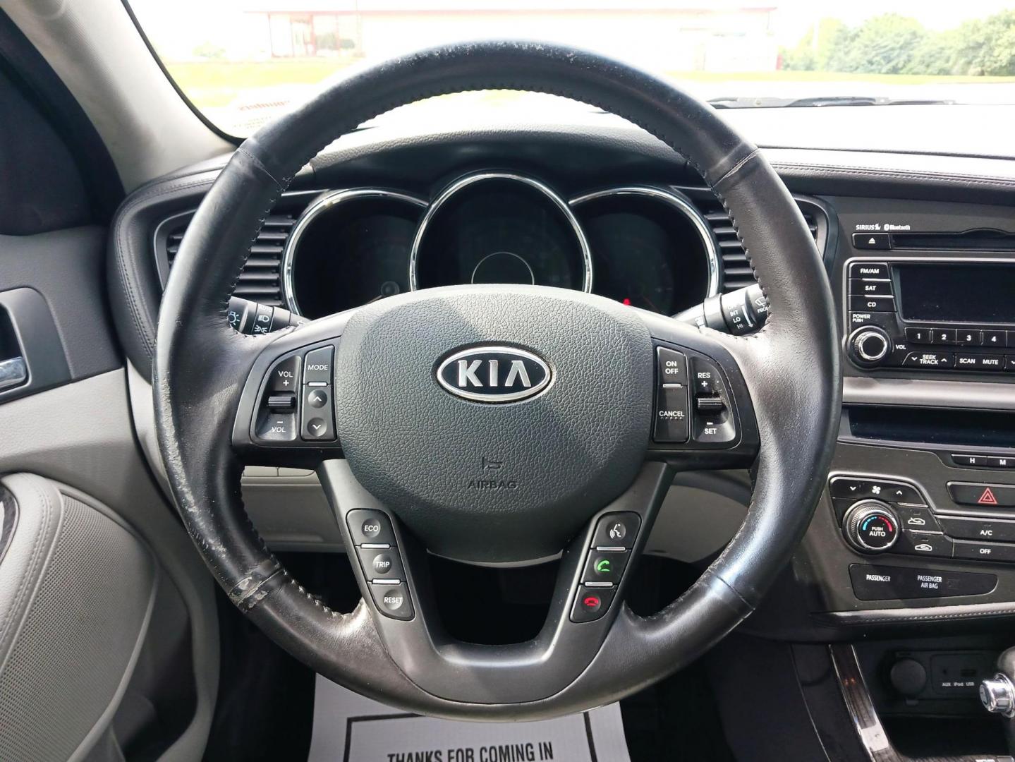 2012 Titanium Metallic Kia Optima EX (5XXGN4A7XCG) with an 2.4L L4 DOHC 16V engine, 6-Speed Automatic transmission, located at 880 E. National Road, Vandalia, OH, 45377, (937) 908-9800, 39.892189, -84.181015 - Photo#15