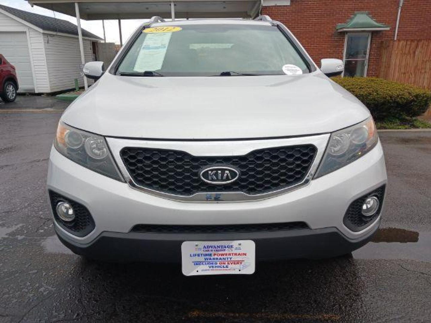 2012 Bright Silver Kia Sorento EX V6 4WD (5XYKUDA29CG) with an 3.5L V6 DOHC 24V engine, 6-Speed Automatic transmission, located at 4508 South Dixie Dr, Moraine, OH, 45439, (937) 908-9800, 39.690136, -84.216438 - Photo#1