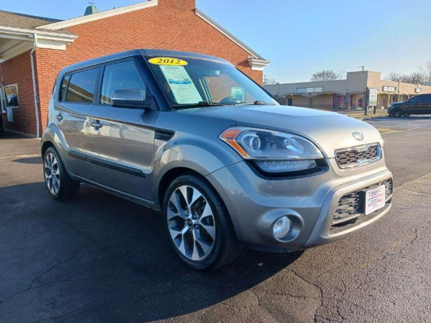 2012 Shadow Metallic Kia Soul ! (KNDJT2A68C7) with an 2.0L L4 DOHC 16V engine, located at 1099 N County Rd 25A, OH, 45373, (937) 908-9800, 40.057079, -84.212883 - Photo#0