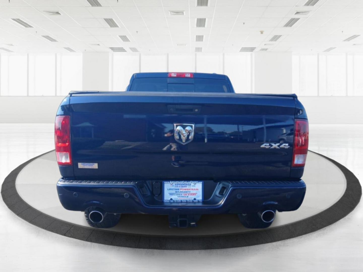 2012 True Blue Pearl RAM 1500 Sport Quad Cab 4WD (1C6RD7HT2CS) with an 5.7L V8 OHV 16V engine, 6-Speed Automatic transmission, located at 4508 South Dixie Dr, Moraine, OH, 45439, (937) 908-9800, 39.690136, -84.216438 - Photo#3