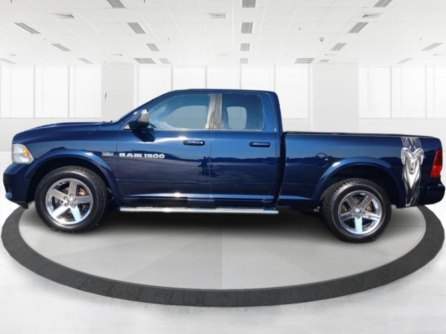 2012 True Blue Pearl RAM 1500 Sport Quad Cab 4WD (1C6RD7HT2CS) with an 5.7L V8 OHV 16V engine, 6-Speed Automatic transmission, located at 4508 South Dixie Dr, Moraine, OH, 45439, (937) 908-9800, 39.690136, -84.216438 - Photo#5