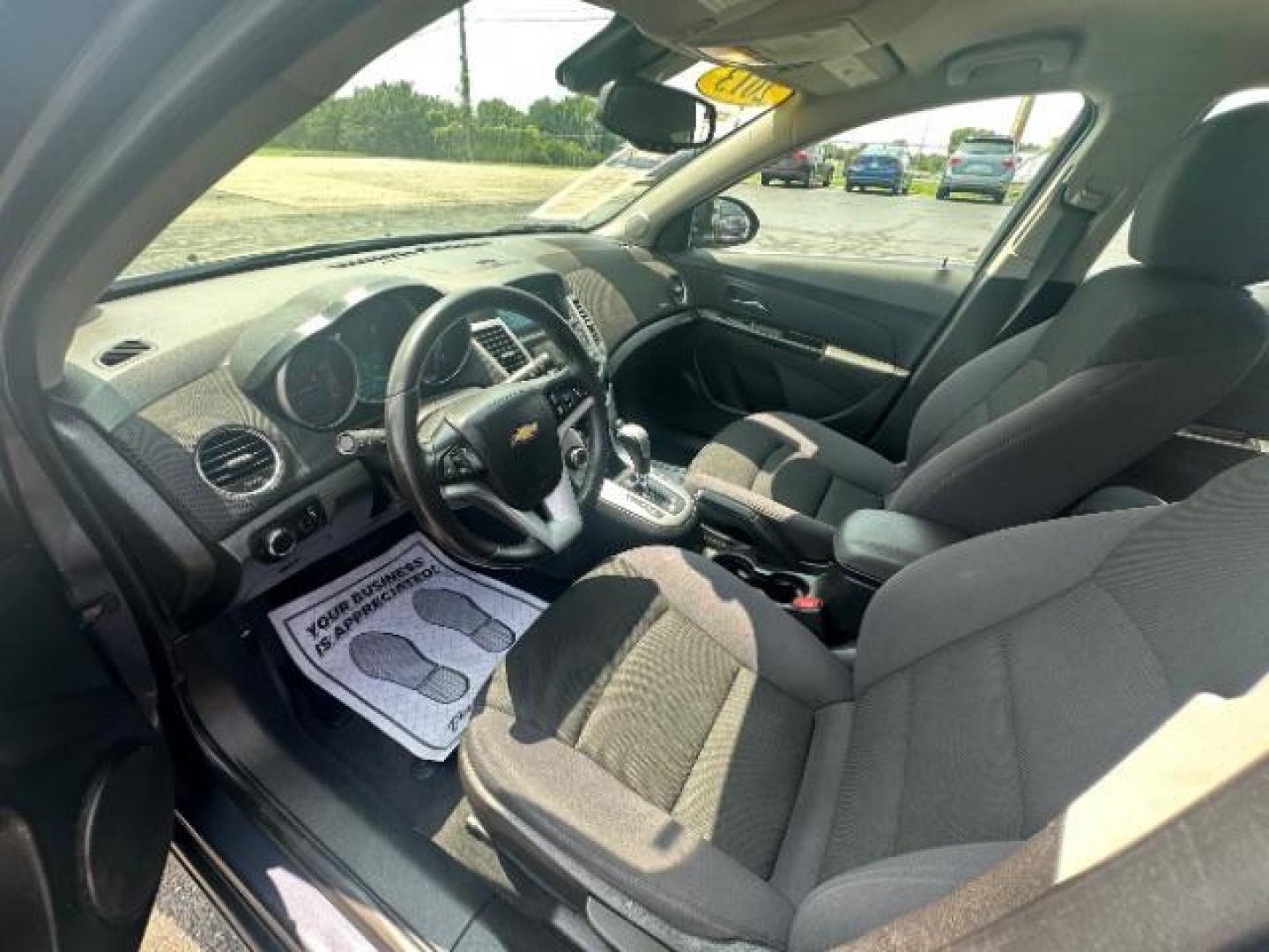 2013 Atlantis Blue Metallic Chevrolet Cruze 1LT Auto (1G1PC5SB3D7) with an 1.4L L4 DOHC 16V TURBO engine, 6-Speed Automatic transmission, located at 1230 East Main St, Xenia, OH, 45385, (937) 908-9800, 39.687321, -83.910294 - Photo#6