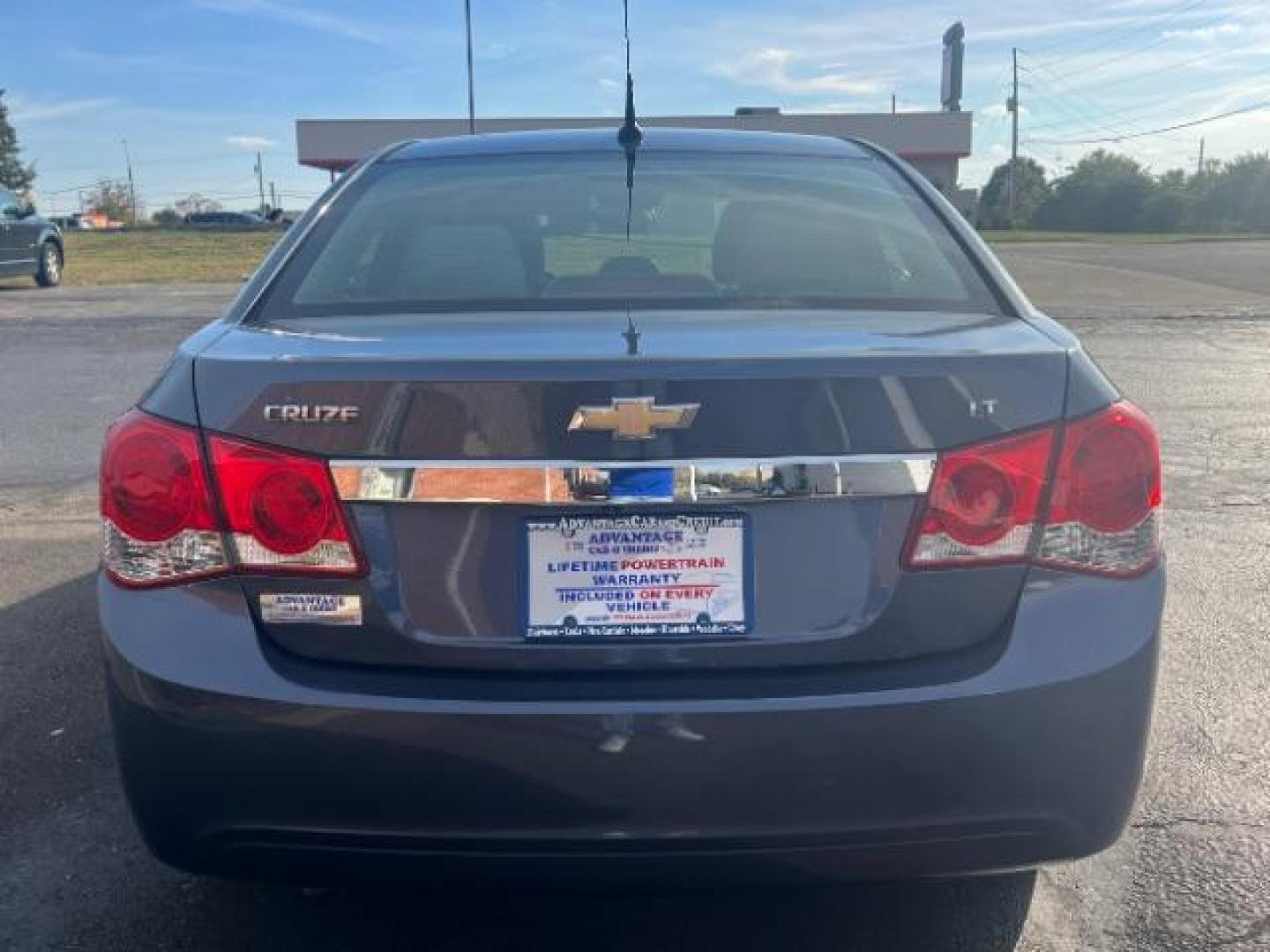 2013 Blue Topaz Metallic Chevrolet Cruze 1LT Auto (1G1PC5SB1D7) with an 1.4L L4 DOHC 16V TURBO engine, 6-Speed Automatic transmission, located at 1230 East Main St, Xenia, OH, 45385, (937) 908-9800, 39.687321, -83.910294 - Photo#4