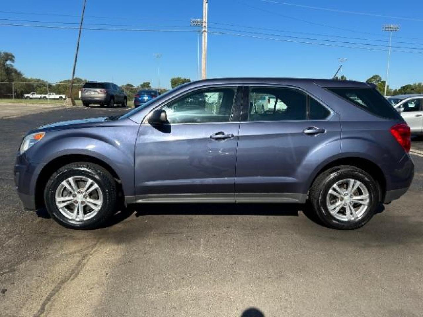 2013 Atlantis Blue Metallic Chevrolet Equinox LS 2WD (2GNALBEK3D6) with an 2.4L L4 DOHC 16V engine, 6-Speed Automatic transmission, located at 1099 N County Rd 25A, OH, 45373, (937) 908-9800, 40.057079, -84.212883 - Photo#3