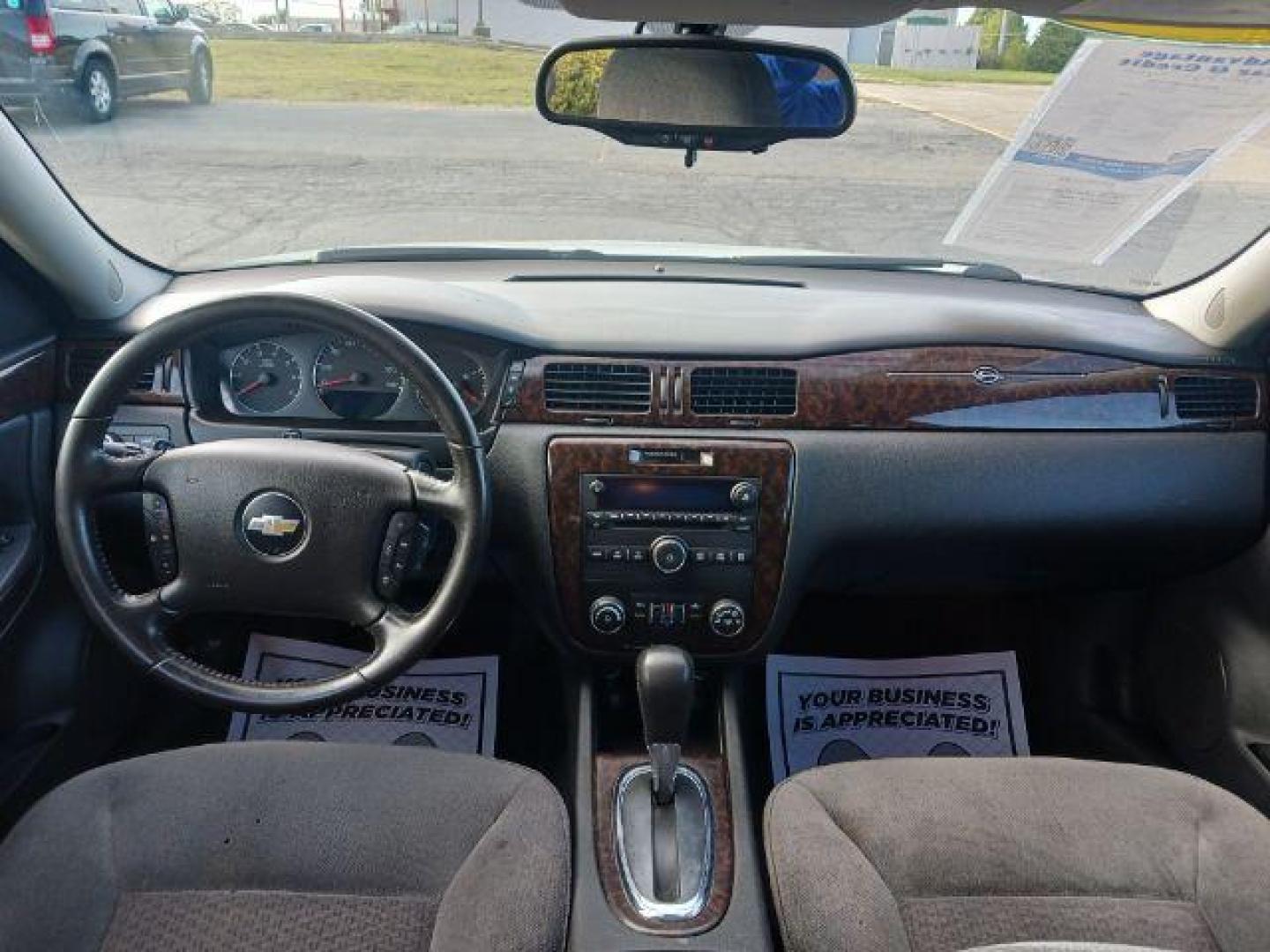 2013 White Chevrolet Impala LT (Fleet) (2G1WG5E34D1) with an 3.6L V6 DOHC 16V FFV engine, 6-Speed Automatic transmission, located at 1099 N County Rd 25A, OH, 45373, (937) 908-9800, 40.057079, -84.212883 - Photo#7