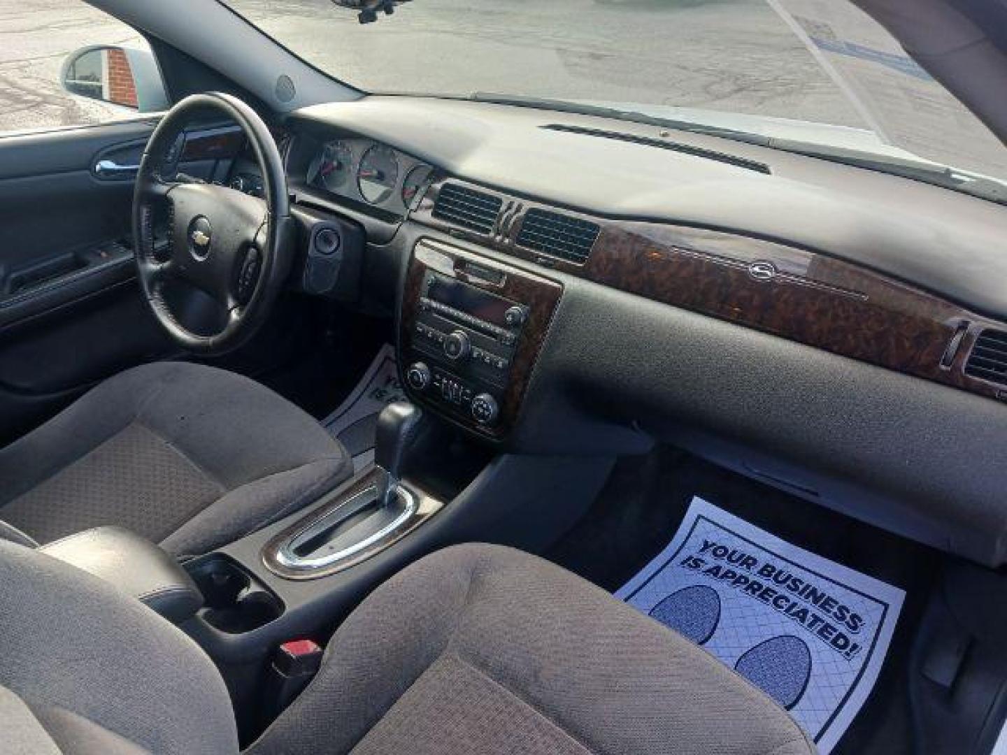 2013 White Chevrolet Impala LT (Fleet) (2G1WG5E34D1) with an 3.6L V6 DOHC 16V FFV engine, 6-Speed Automatic transmission, located at 1099 N County Rd 25A, OH, 45373, (937) 908-9800, 40.057079, -84.212883 - Photo#8