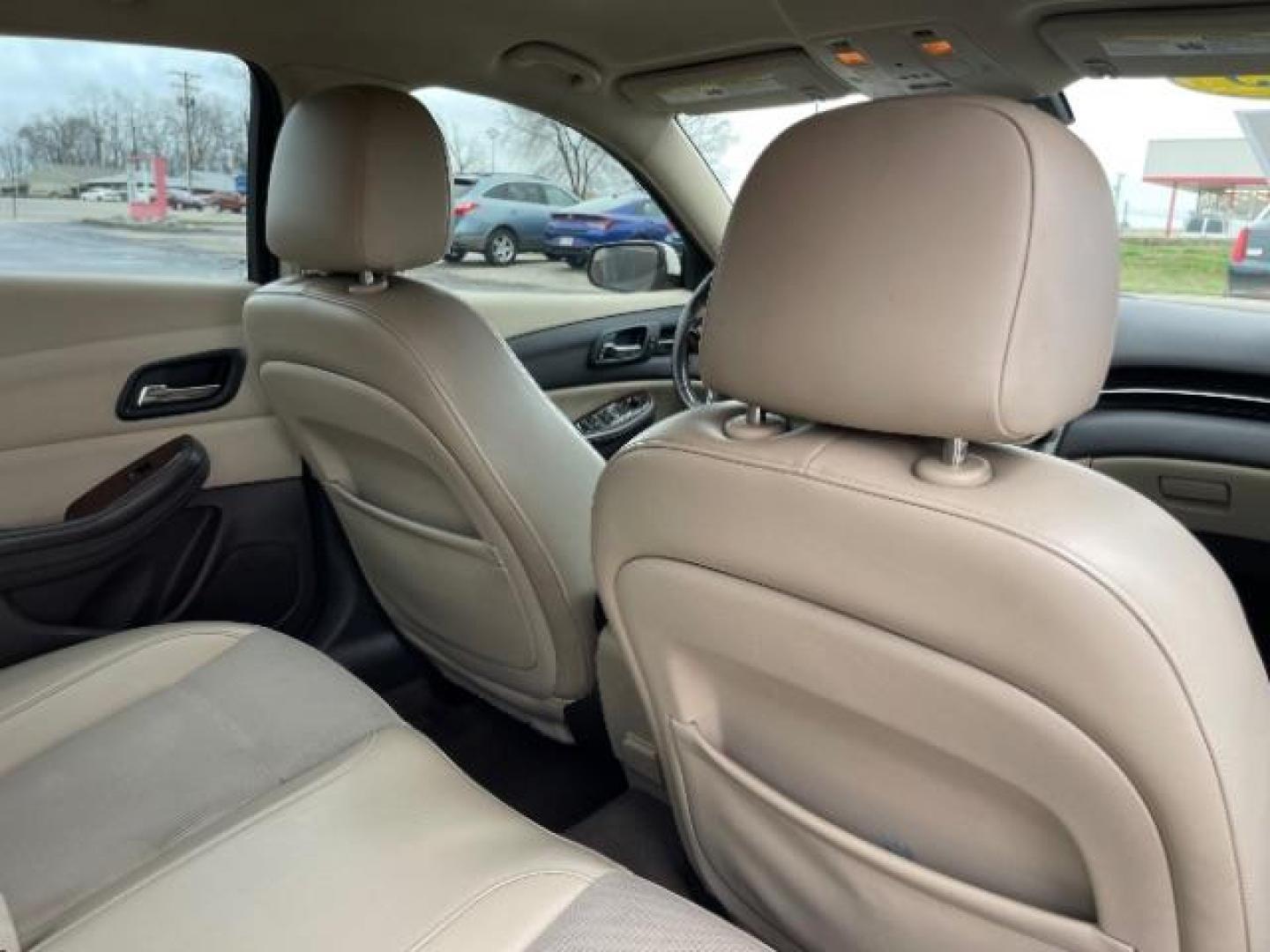 2013 White Diamond Tricoat Chevrolet Malibu 2LT (1G11E5SAXDF) with an 2.5L L4 DOHC 16V engine, 6-Speed Automatic transmission, located at 1099 N County Rd 25A, OH, 45373, (937) 908-9800, 40.057079, -84.212883 - Photo#10