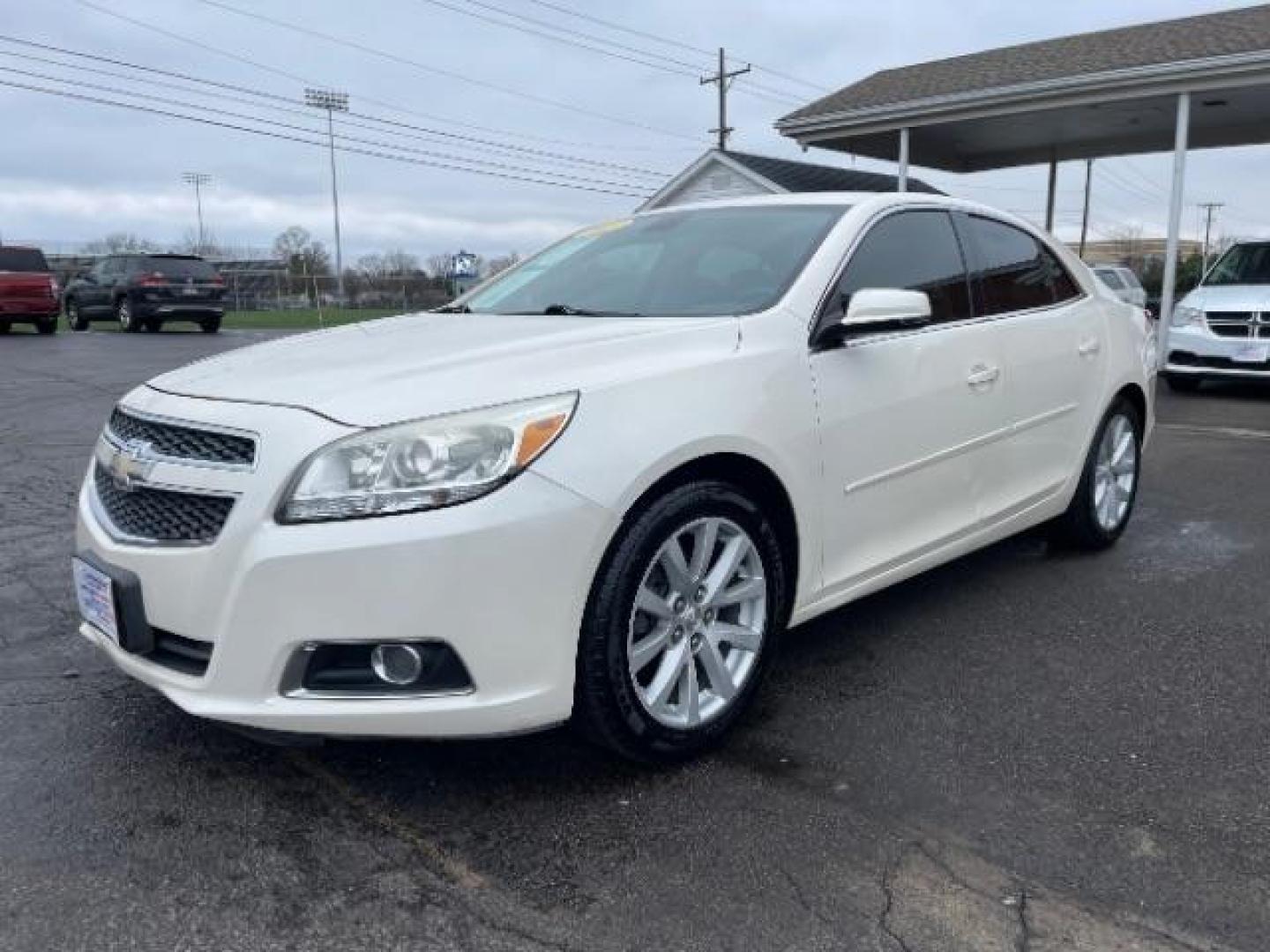 2013 White Diamond Tricoat Chevrolet Malibu 2LT (1G11E5SAXDF) with an 2.5L L4 DOHC 16V engine, 6-Speed Automatic transmission, located at 1099 N County Rd 25A, OH, 45373, (937) 908-9800, 40.057079, -84.212883 - Photo#1