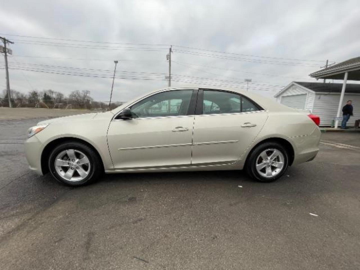 2013 Champagne Silver Metallic Chevrolet Malibu LS (1G11B5SA1DF) with an 2.5L L4 DOHC 16V engine, 6-Speed Automatic transmission, located at 1230 East Main St, Xenia, OH, 45385, (937) 908-9800, 39.687321, -83.910294 - Photo#2