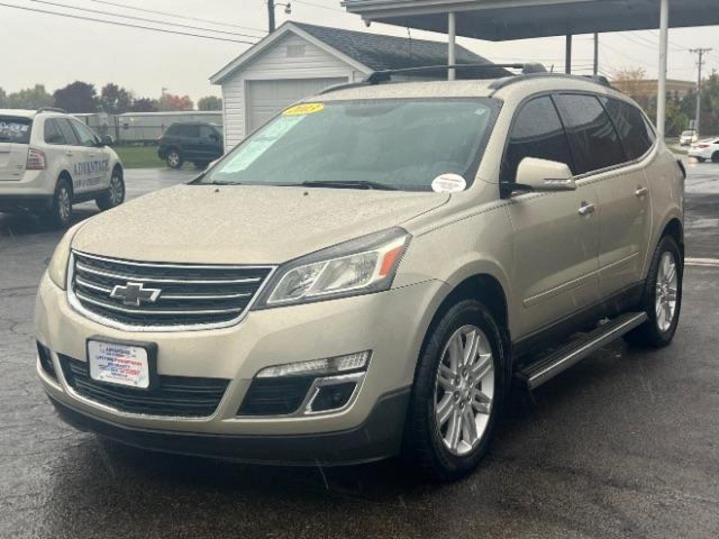 2013 Champagne Silver Metallic Chevrolet Traverse 1LT FWD (1GNKRGKD7DJ) with an 3.6L V6 DOHC 24V engine, 6-Speed Automatic transmission, located at 1230 East Main St, Xenia, OH, 45385, (937) 908-9800, 39.687321, -83.910294 - Third Row - Photo#2