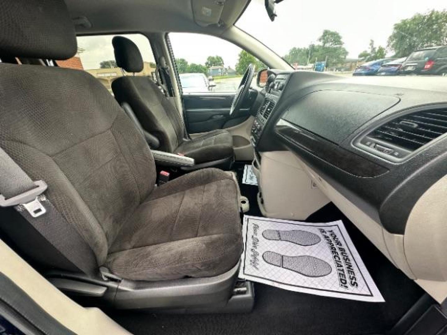 2013 Blue Streak Pearl Dodge Grand Caravan SE (2C4RDGBG1DR) with an 3.6L V6 DOHC 24V engine, 6-Speed Automatic transmission, located at 401 Woodman Dr, Riverside, OH, 45431, (937) 908-9800, 39.763779, -84.122063 - Photo#10