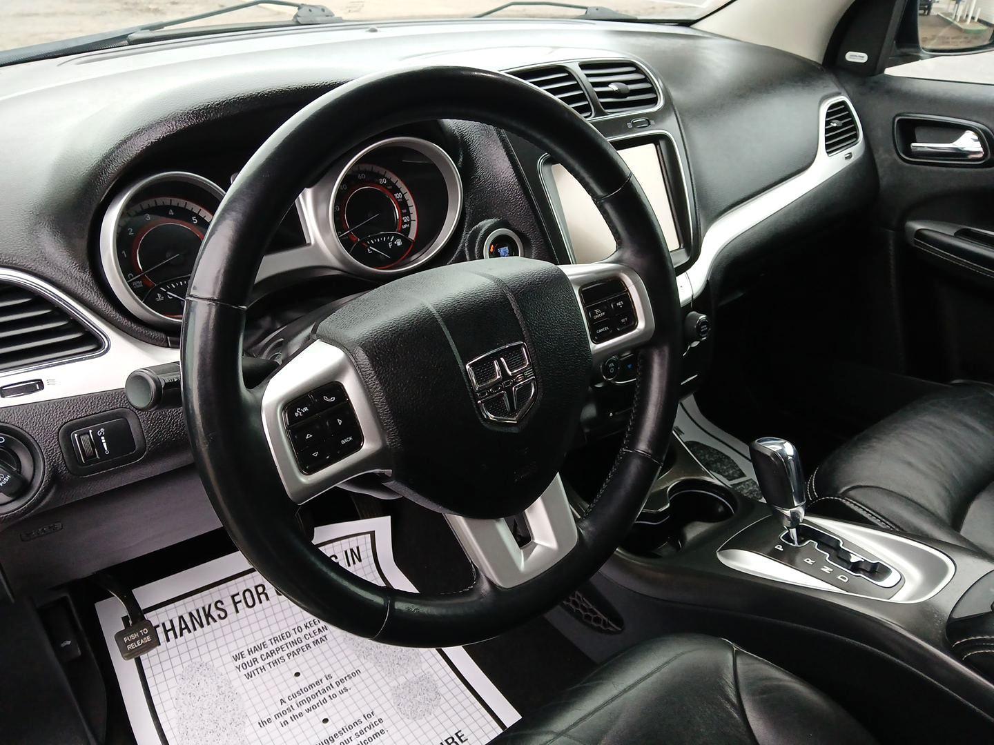 2013 Dodge Journey Crew (3C4PDCDG9DT) with an 3.6L V6 DOHC 24V engine, 6-Speed Automatic transmission, located at 1184 Kauffman Ave, Fairborn, OH, 45324, (937) 908-9800, 39.807072, -84.030914 - 2013 Dodge Journey Crew - Photo#8