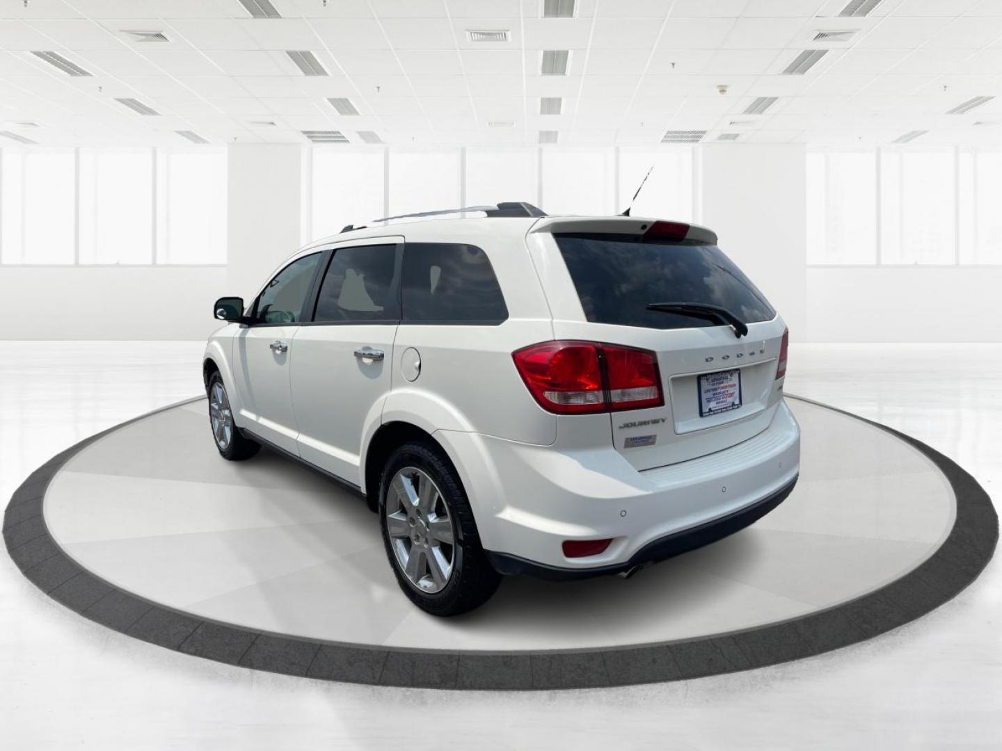 2013 White Dodge Journey Crew (3C4PDCDG1DT) with an 3.6L V6 DOHC 24V engine, 6-Speed Automatic transmission, located at 4508 South Dixie Dr, Moraine, OH, 45439, (937) 908-9800, 39.690136, -84.216438 - Photo#4