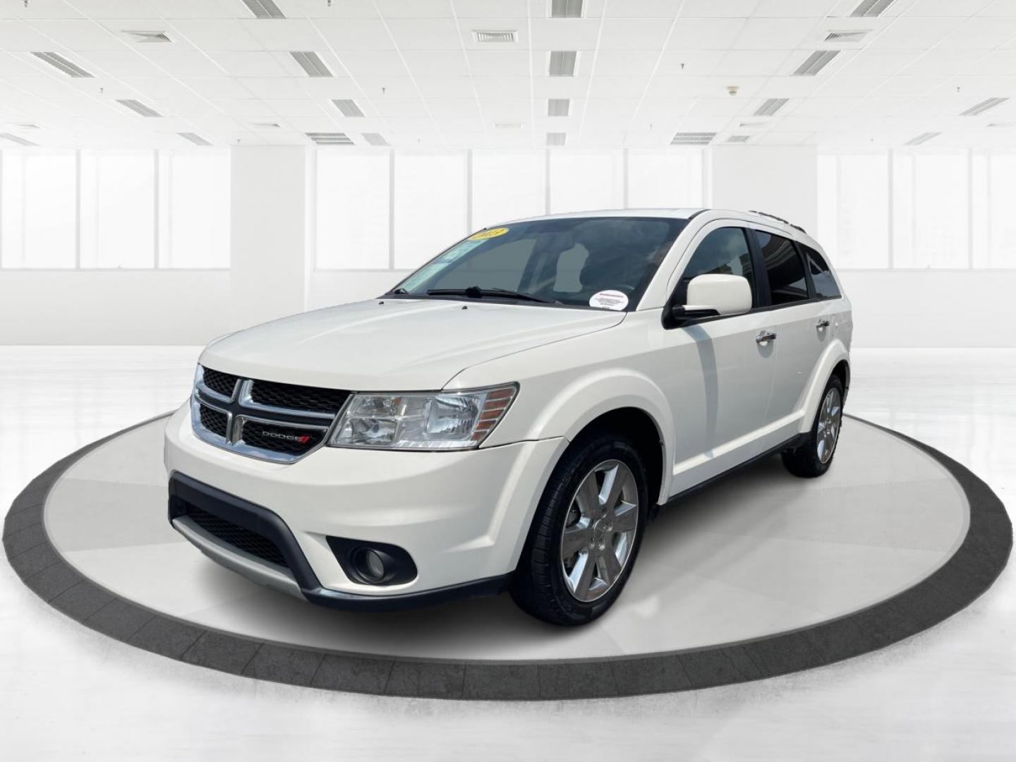 2013 White Dodge Journey Crew (3C4PDCDG1DT) with an 3.6L V6 DOHC 24V engine, 6-Speed Automatic transmission, located at 4508 South Dixie Dr, Moraine, OH, 45439, (937) 908-9800, 39.690136, -84.216438 - Photo#7