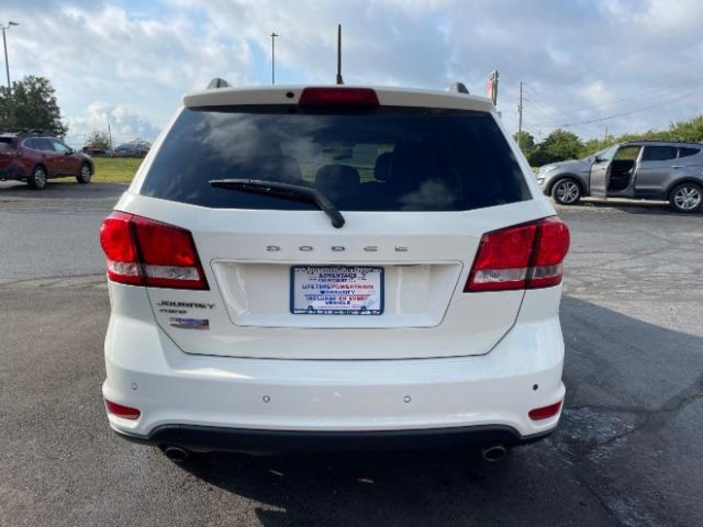 2013 White Dodge Journey Crew AWD (3C4PDDDG7DT) with an 3.6L V6 DOHC 24V engine, 6-Speed Automatic transmission, located at 1230 East Main St, Xenia, OH, 45385, (937) 908-9800, 39.687321, -83.910294 - Photo#3